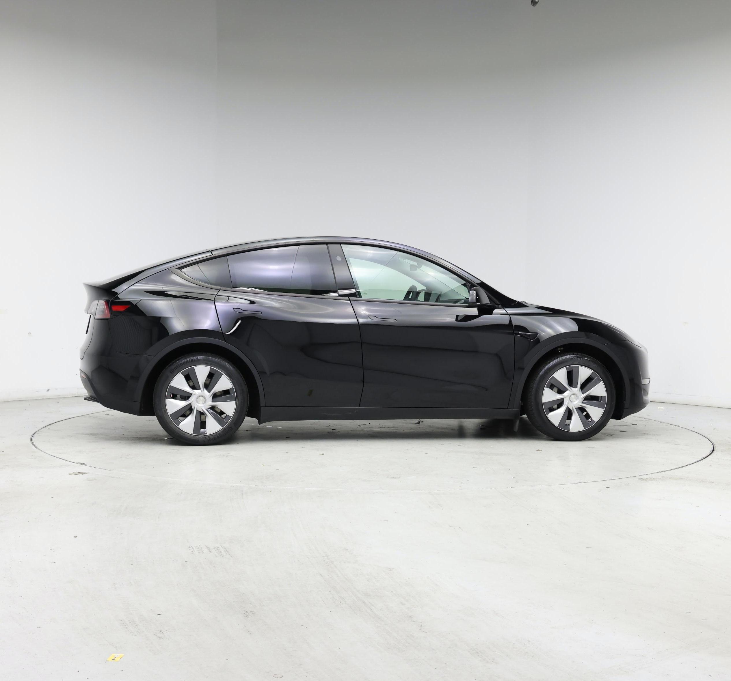 Thumbnail: 2024 Tesla Model Y - 7