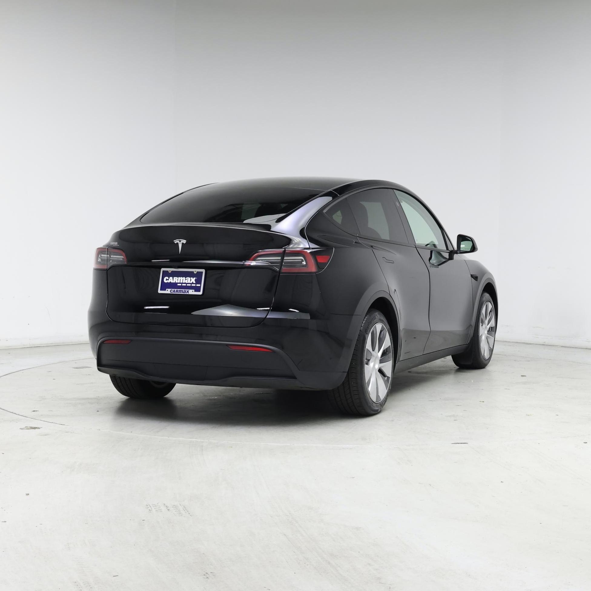 Thumbnail: 2024 Tesla Model Y - 8