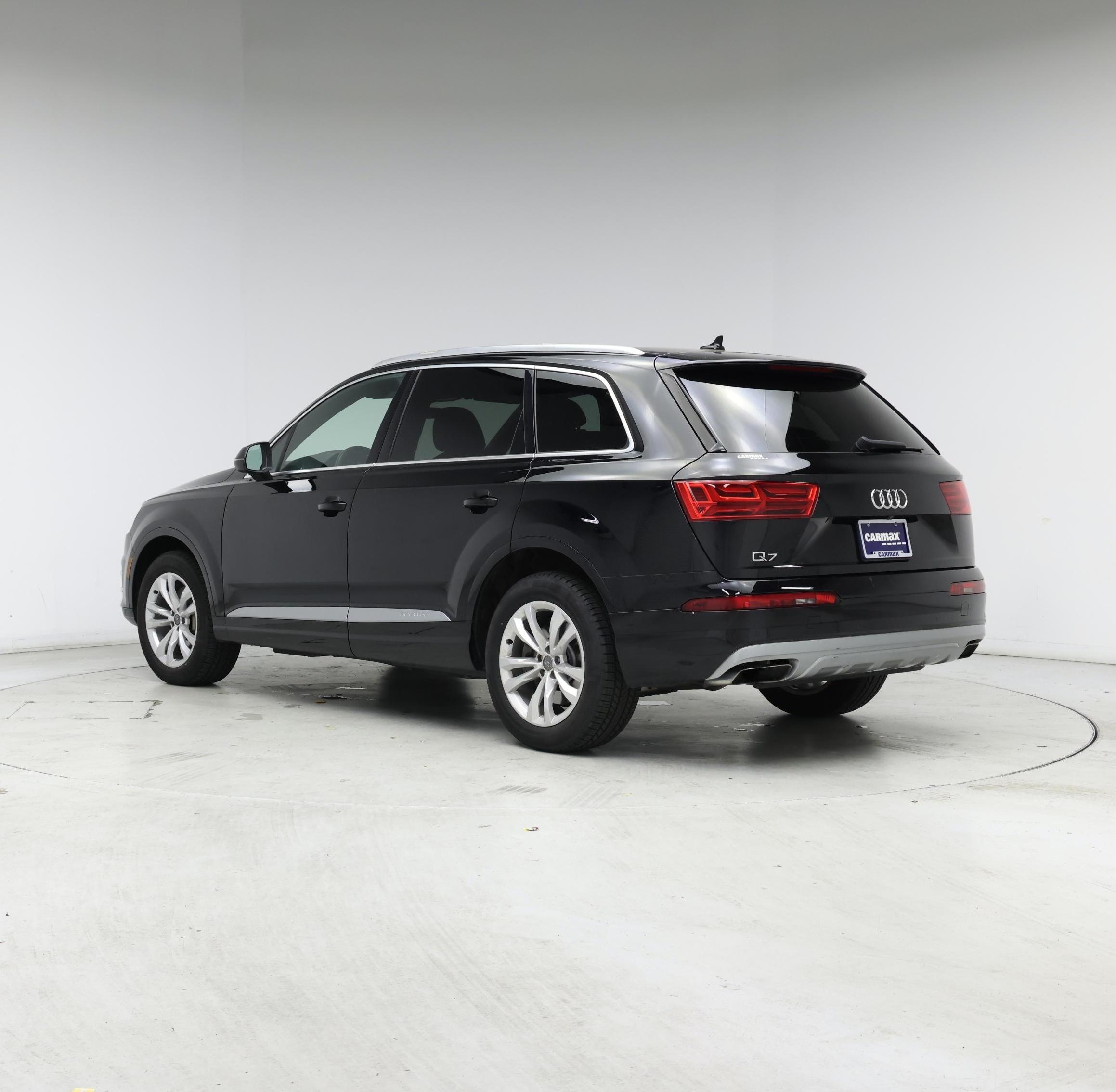 Thumbnail: 2019 Audi Q7 - 2