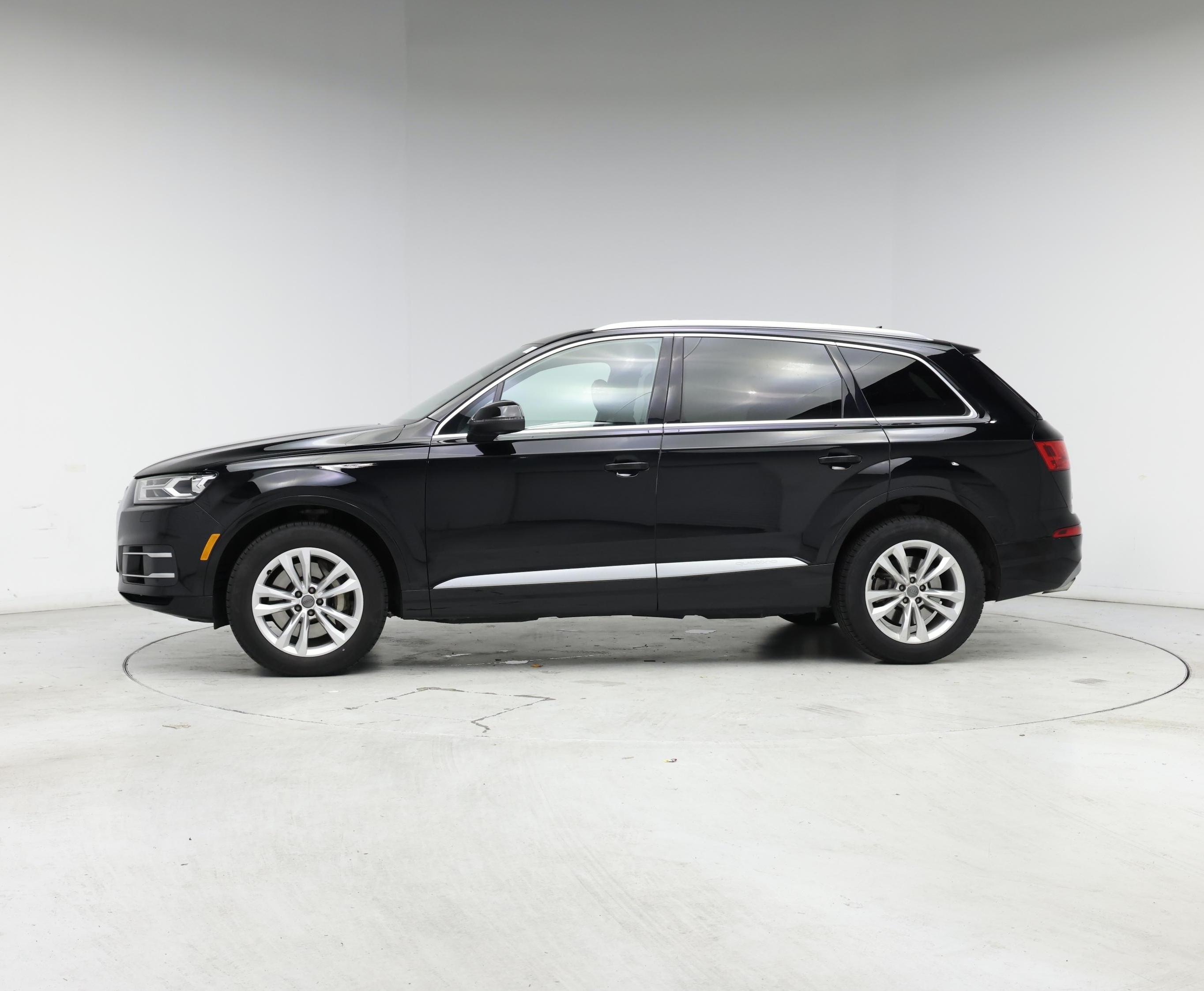 Thumbnail: 2019 Audi Q7 - 3