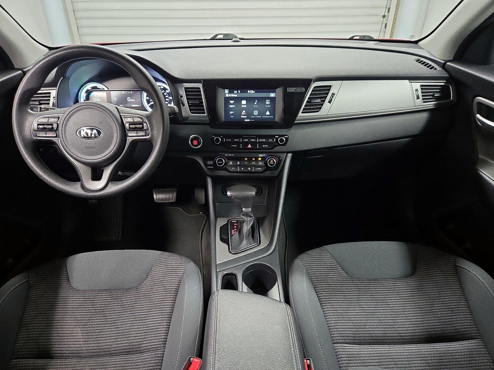 Thumbnail: 2017 Kia Niro - 9