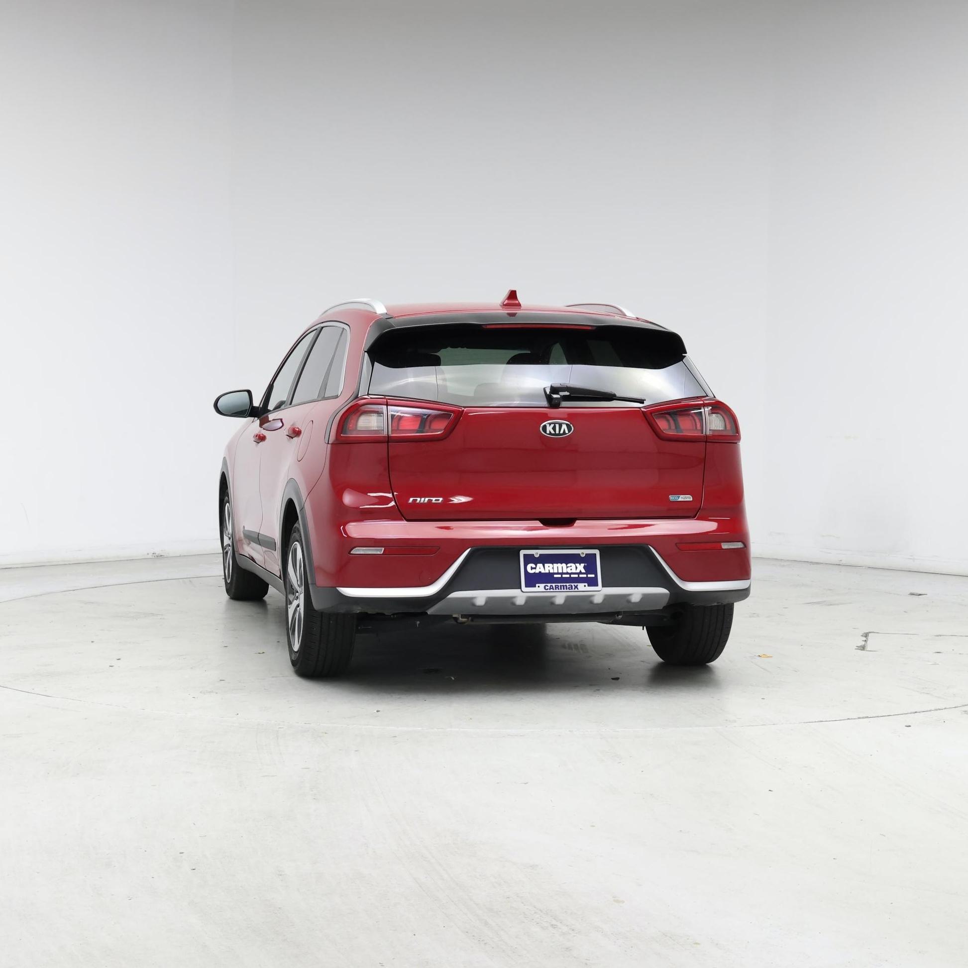 Thumbnail: 2017 Kia Niro - 6