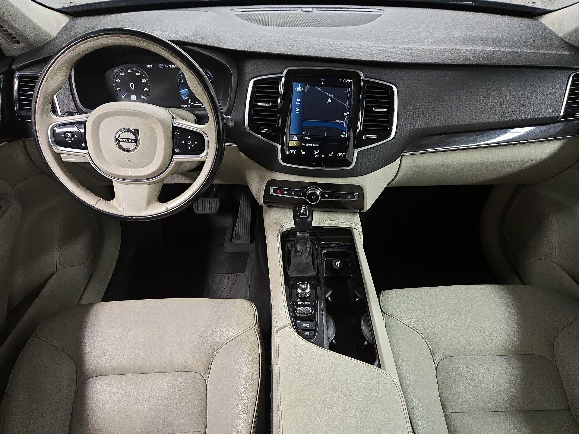 Thumbnail: 2018 Volvo XC90 - 9