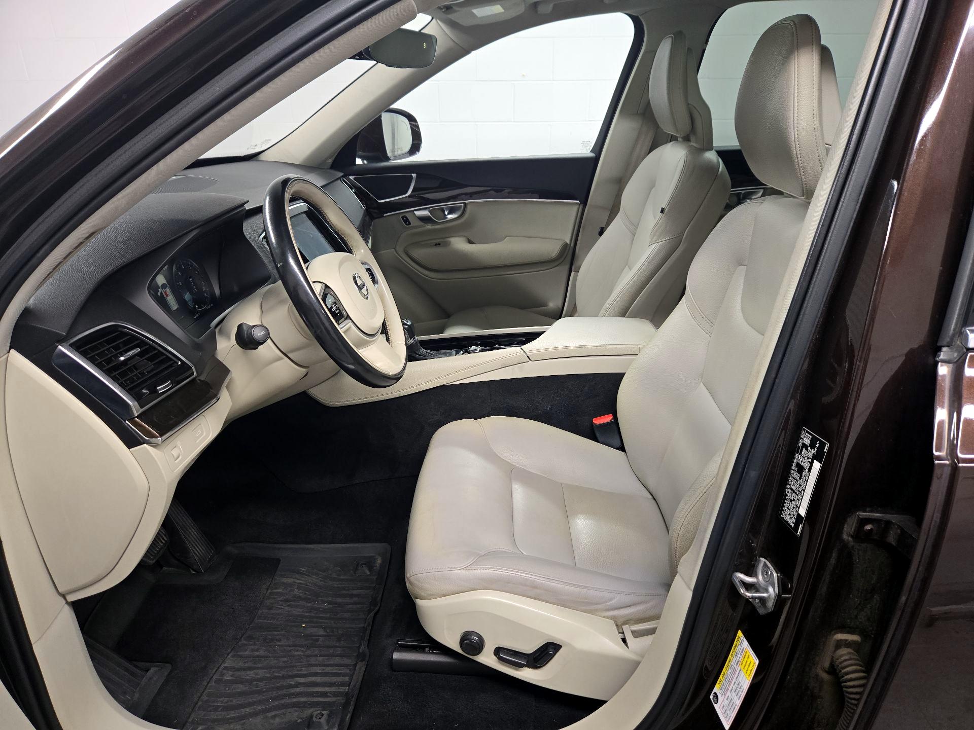 Thumbnail: 2018 Volvo XC90 - 11