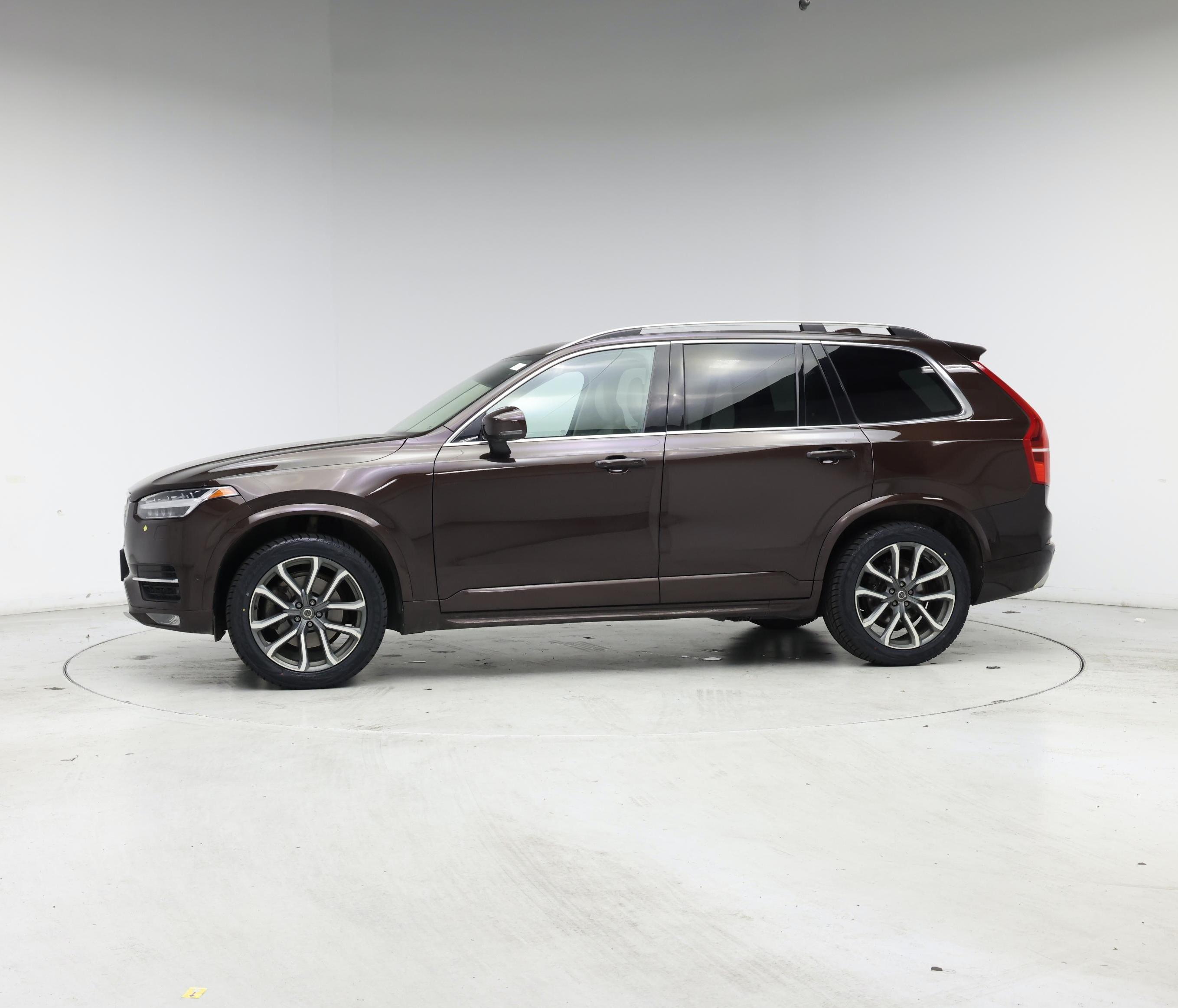 Thumbnail: 2018 Volvo XC90 - 3