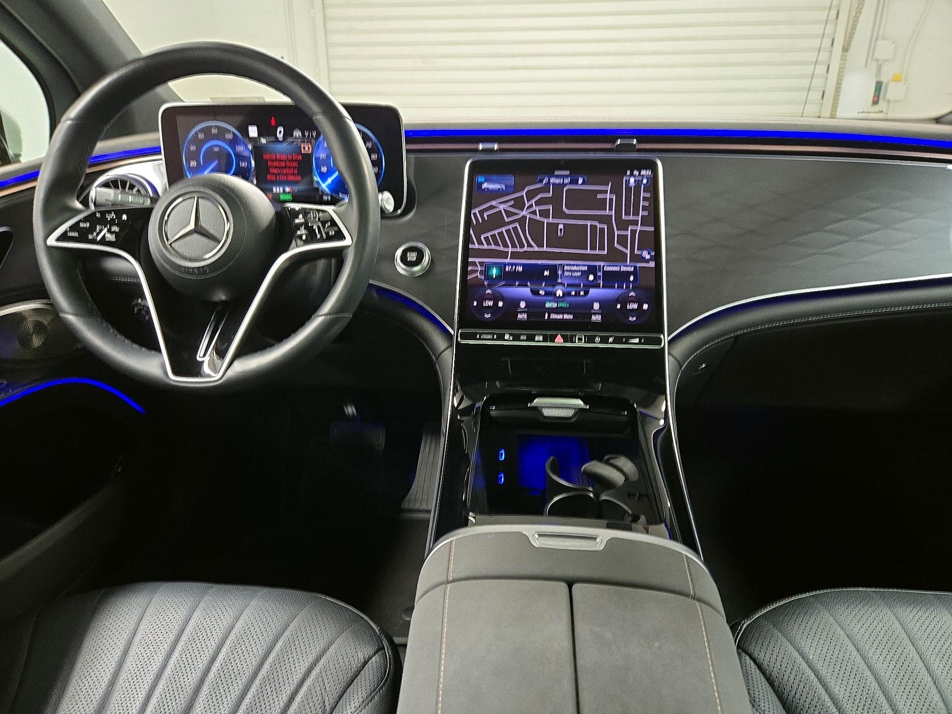 Thumbnail: 2023 Mercedes-Benz EQS - 9