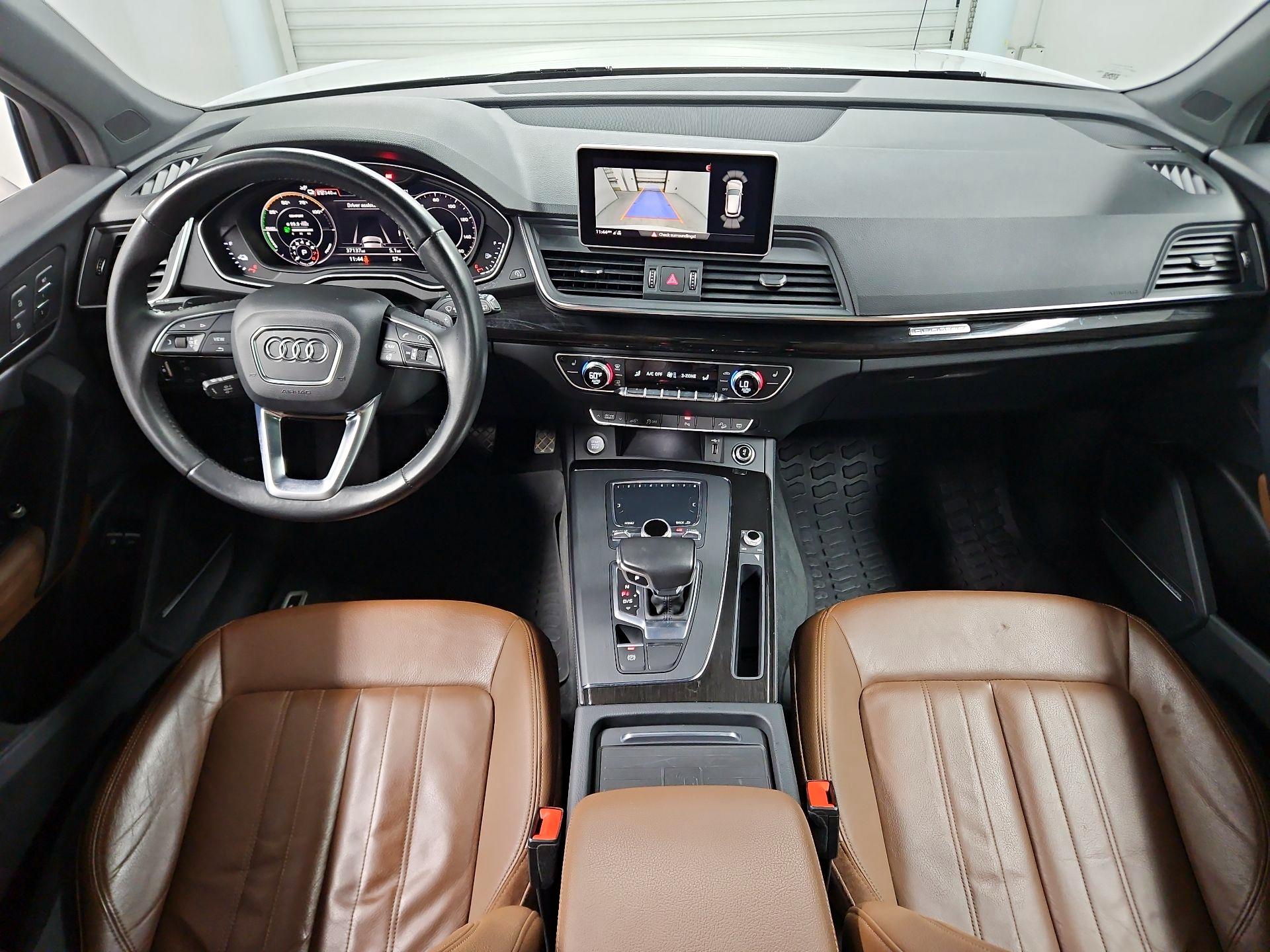 Thumbnail: 2020 Audi Q5 - 9