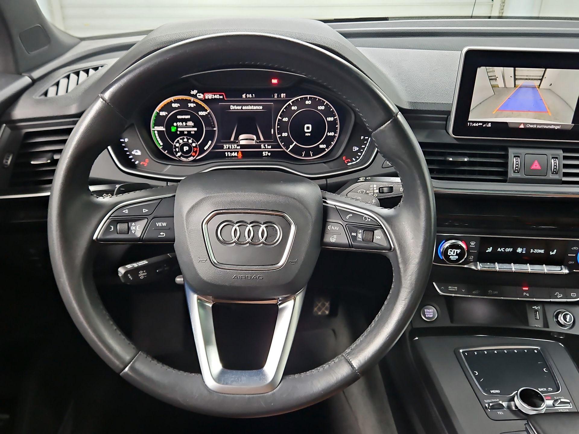 Thumbnail: 2020 Audi Q5 - 10