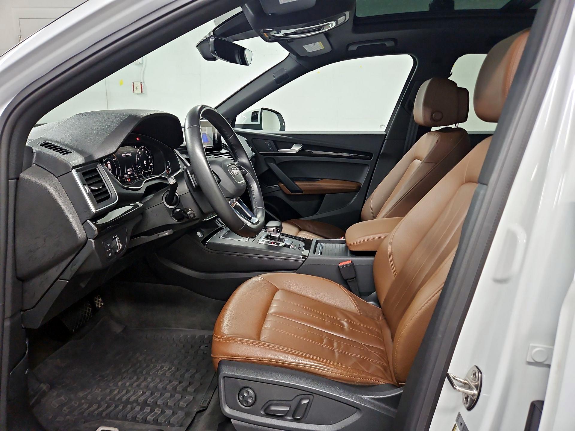 Thumbnail: 2020 Audi Q5 - 11