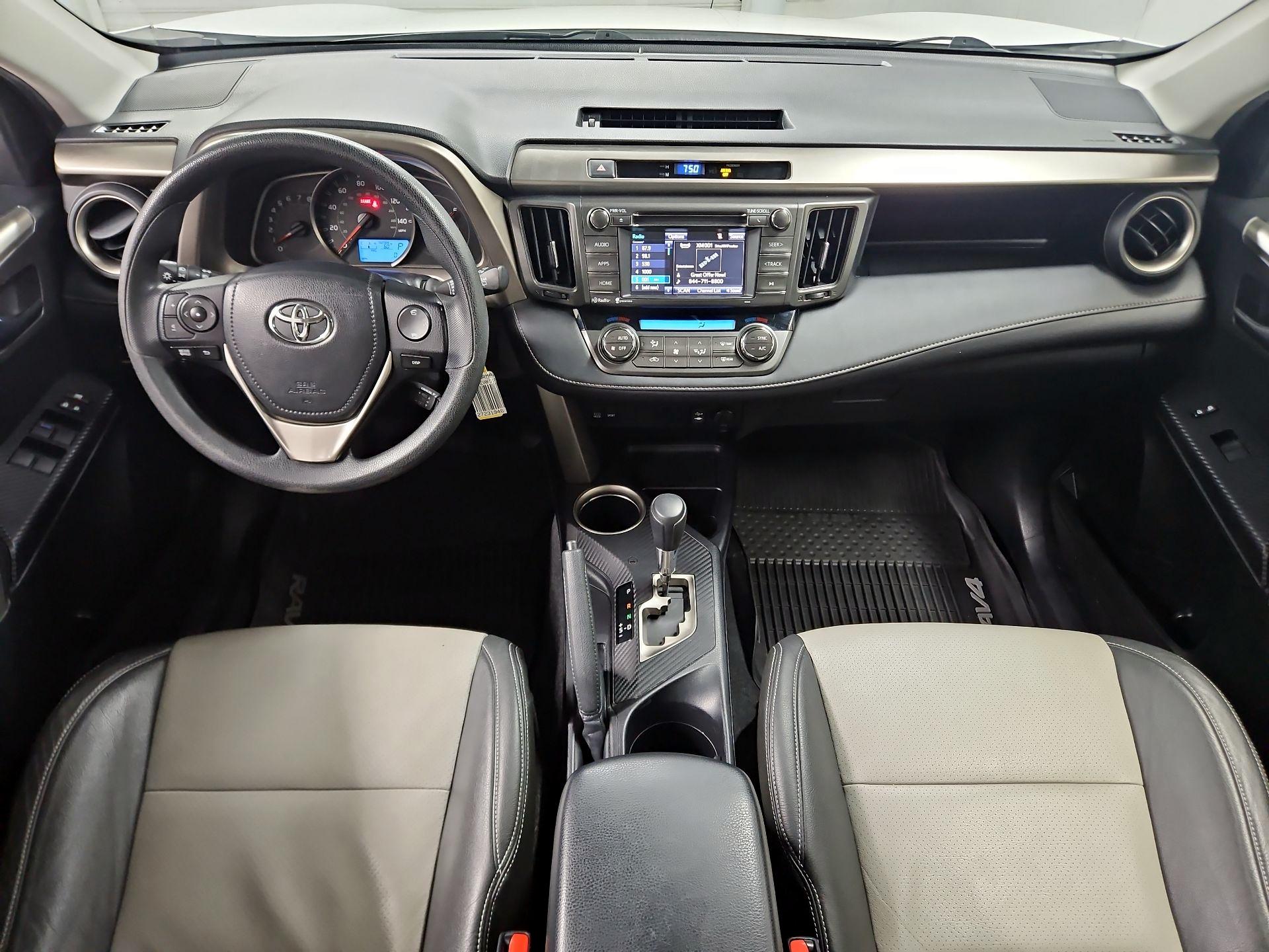 Thumbnail: 2015 Toyota RAV4 - 9