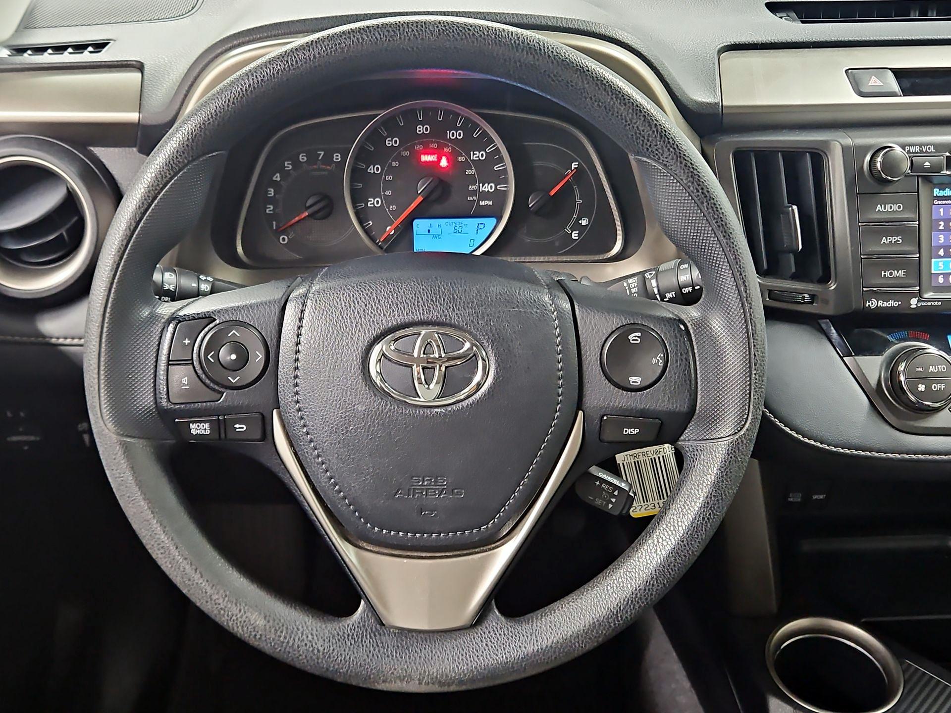 Thumbnail: 2015 Toyota RAV4 - 10