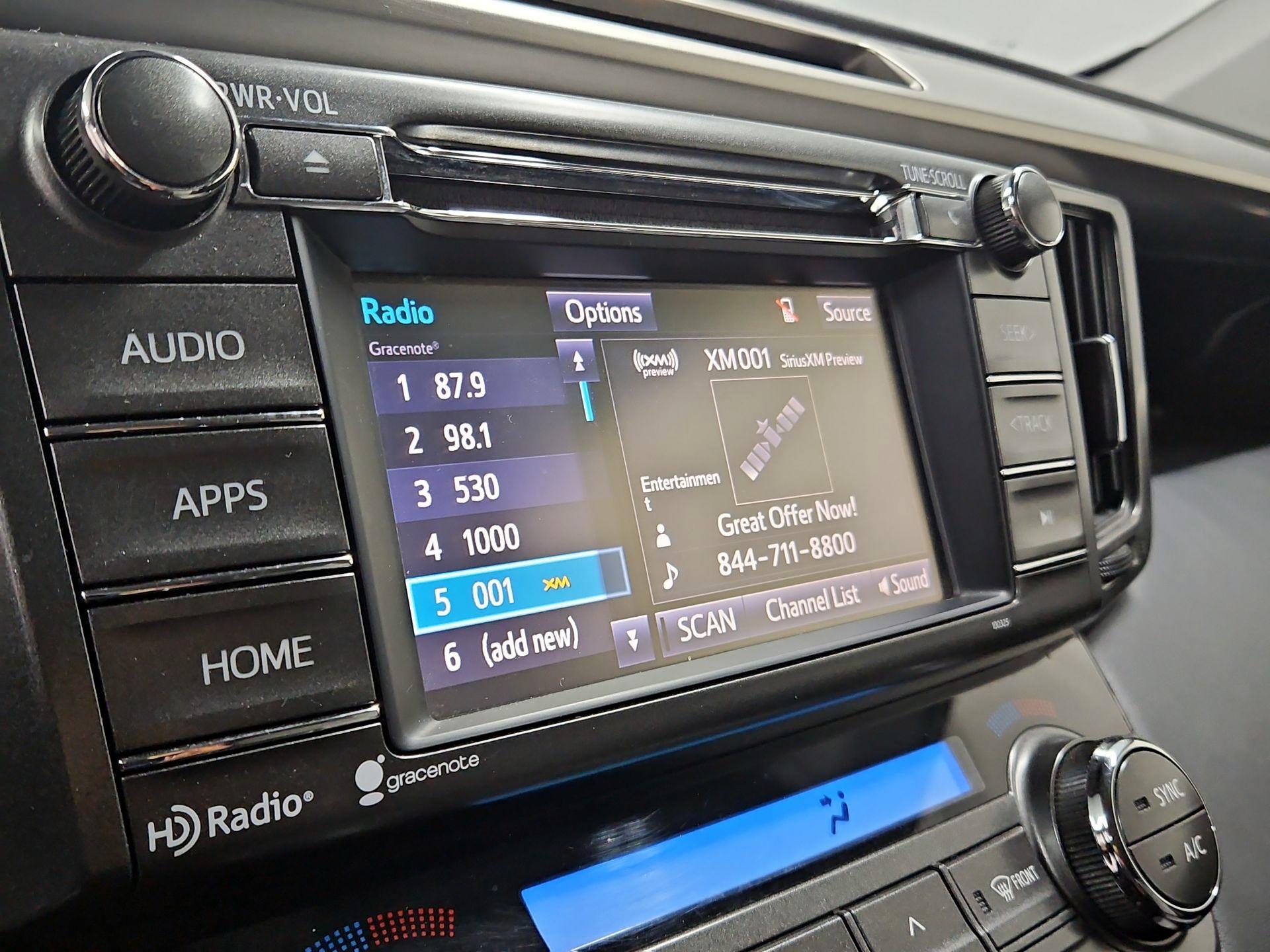 Thumbnail: 2015 Toyota RAV4 - 15
