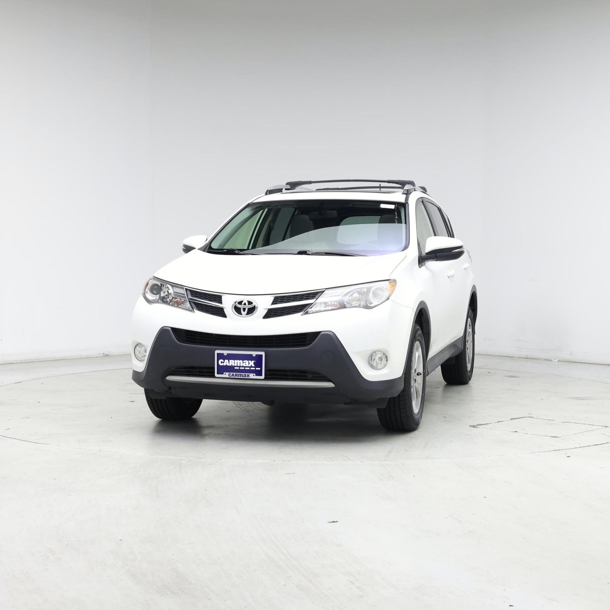 Thumbnail: 2015 Toyota RAV4 - 4