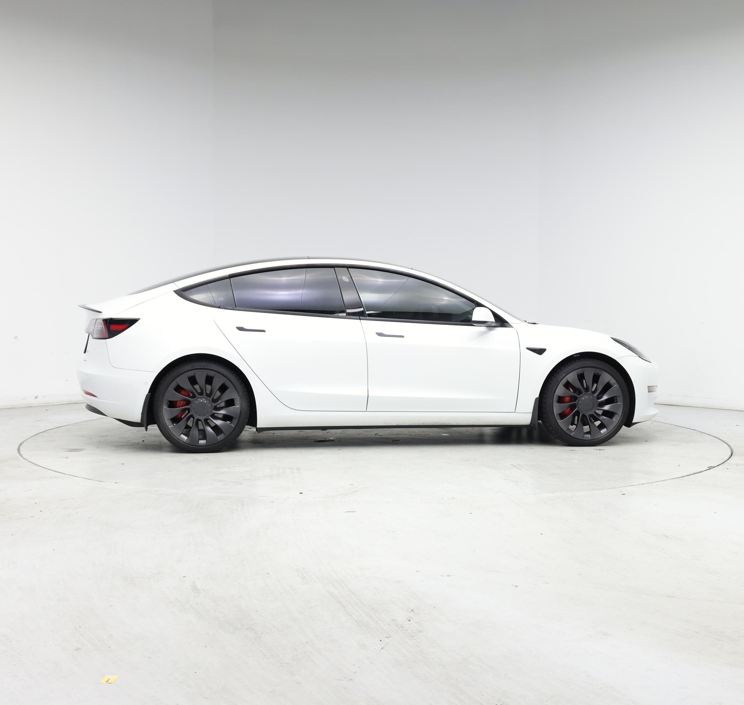 Thumbnail: 2022 Tesla Model 3 - 7