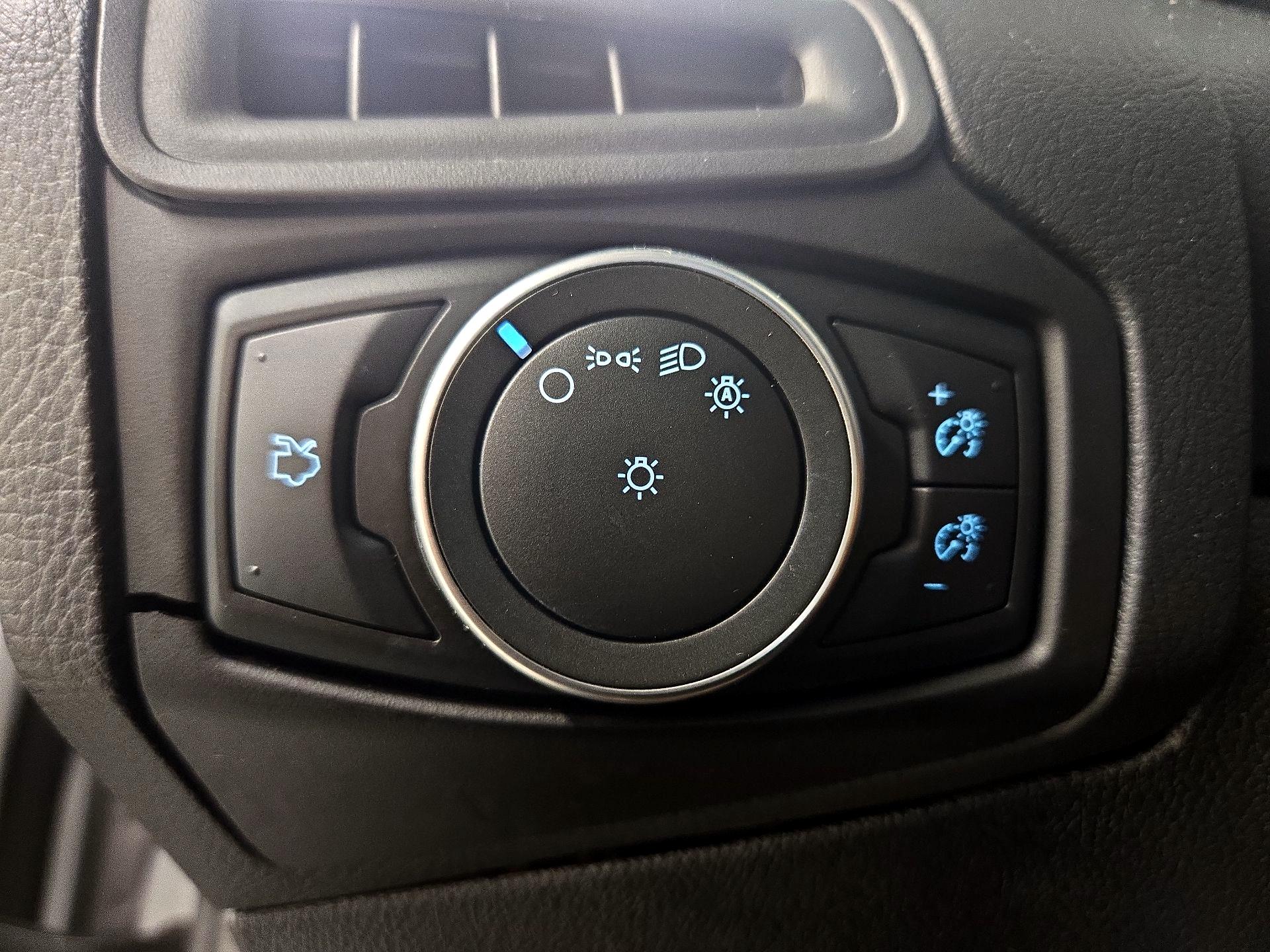 Thumbnail: 2018 Ford Focus - 13
