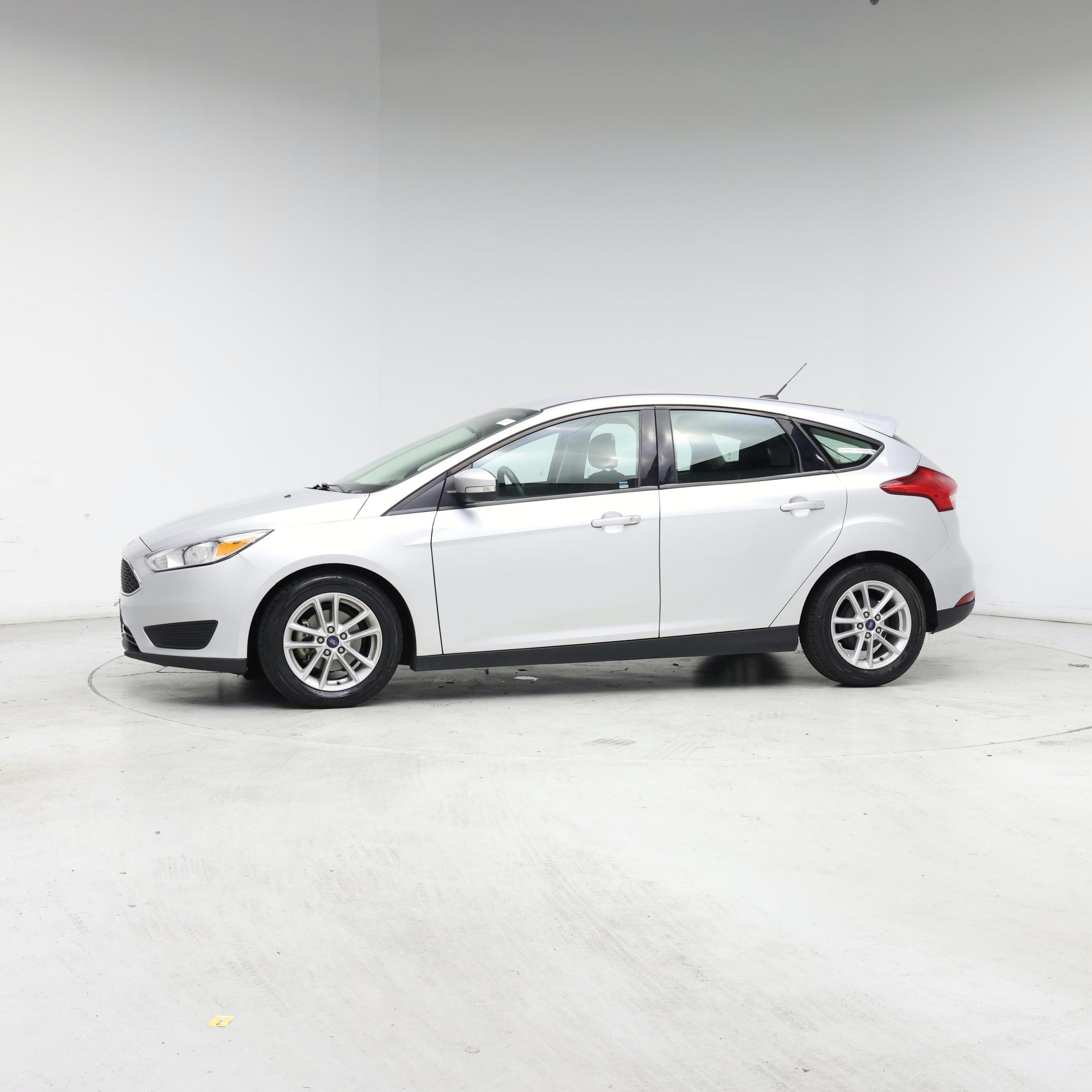 Thumbnail: 2018 Ford Focus - 3