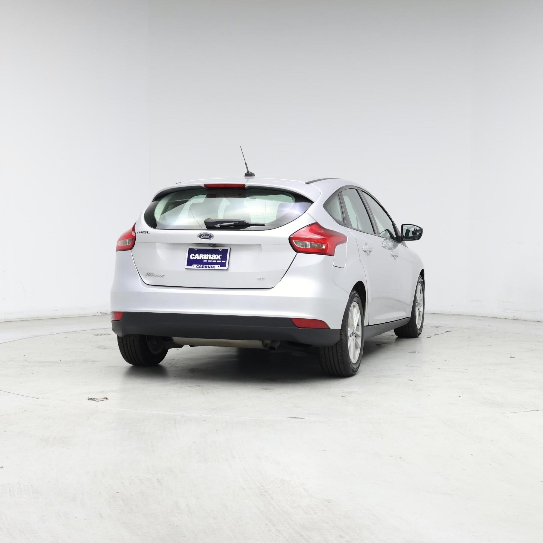Thumbnail: 2018 Ford Focus - 8