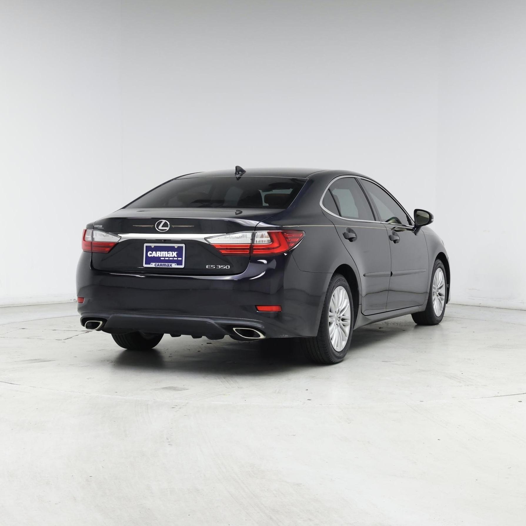 Thumbnail: 2016 Lexus ES - 8