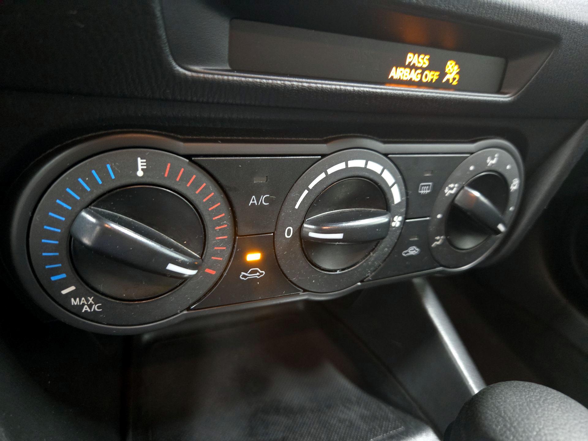 Thumbnail: 2016 Mazda Mazda3 - 16