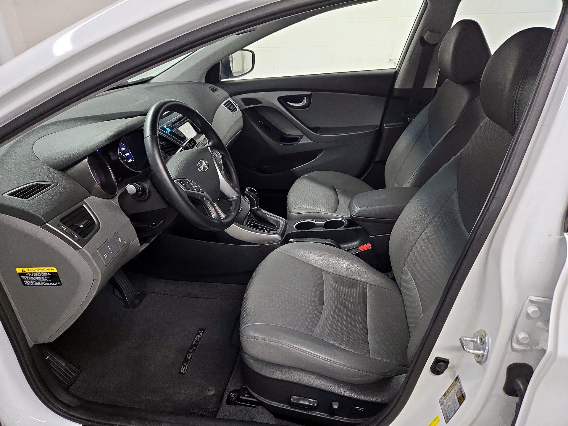 Thumbnail: 2015 Hyundai Elantra - 11
