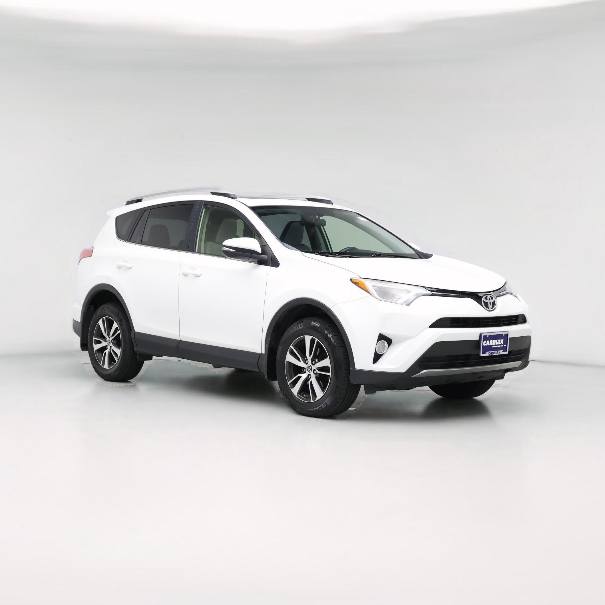 Thumbnail: 2016 Toyota RAV4 - 1