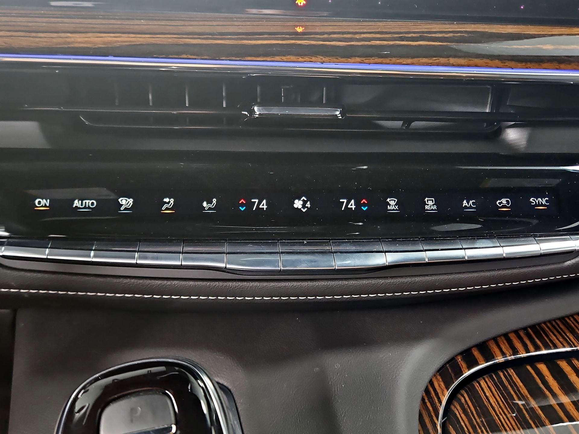 Thumbnail: 2023 Cadillac Escalade - 17