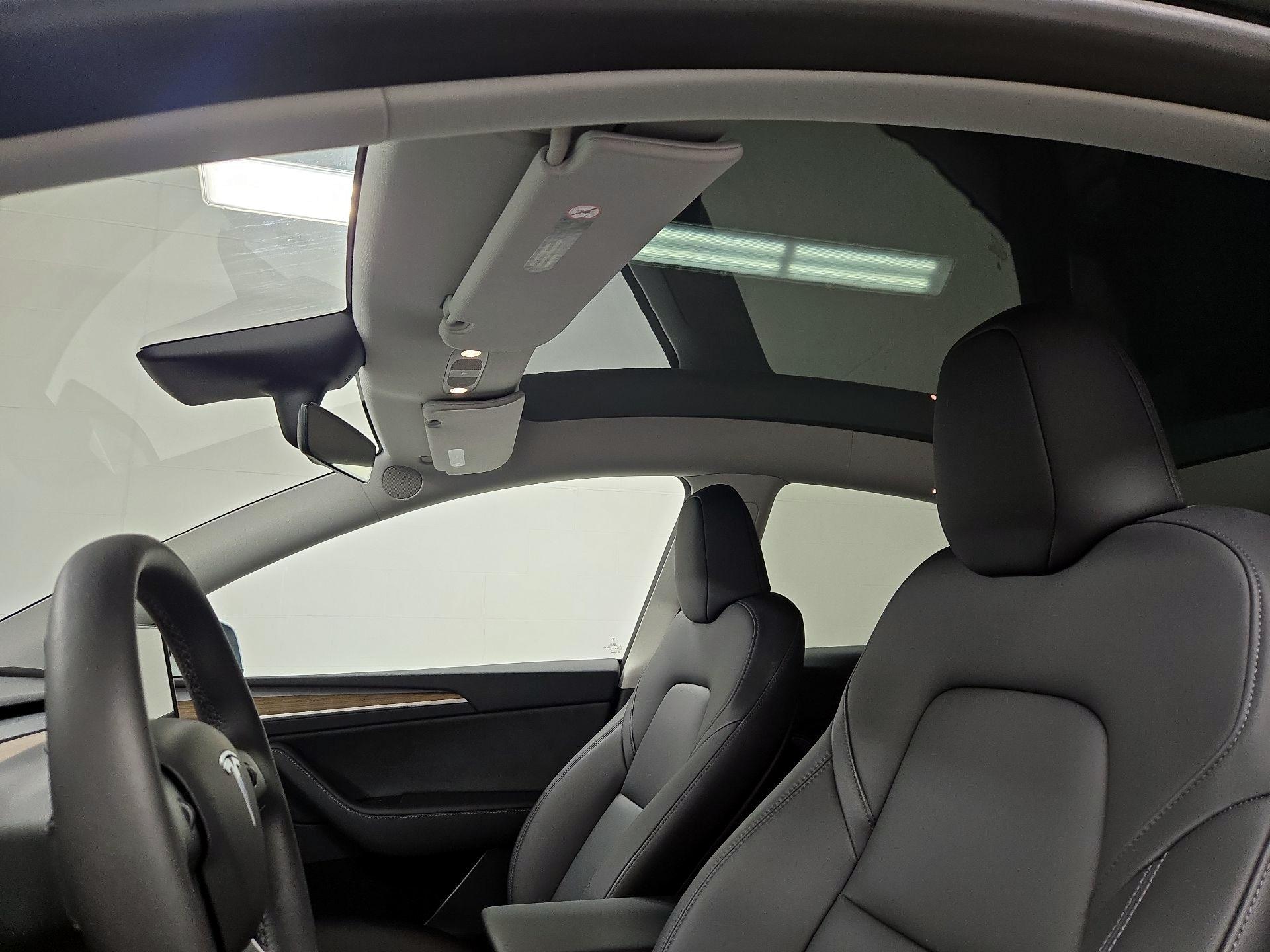 Thumbnail: 2023 Tesla Model Y - 20