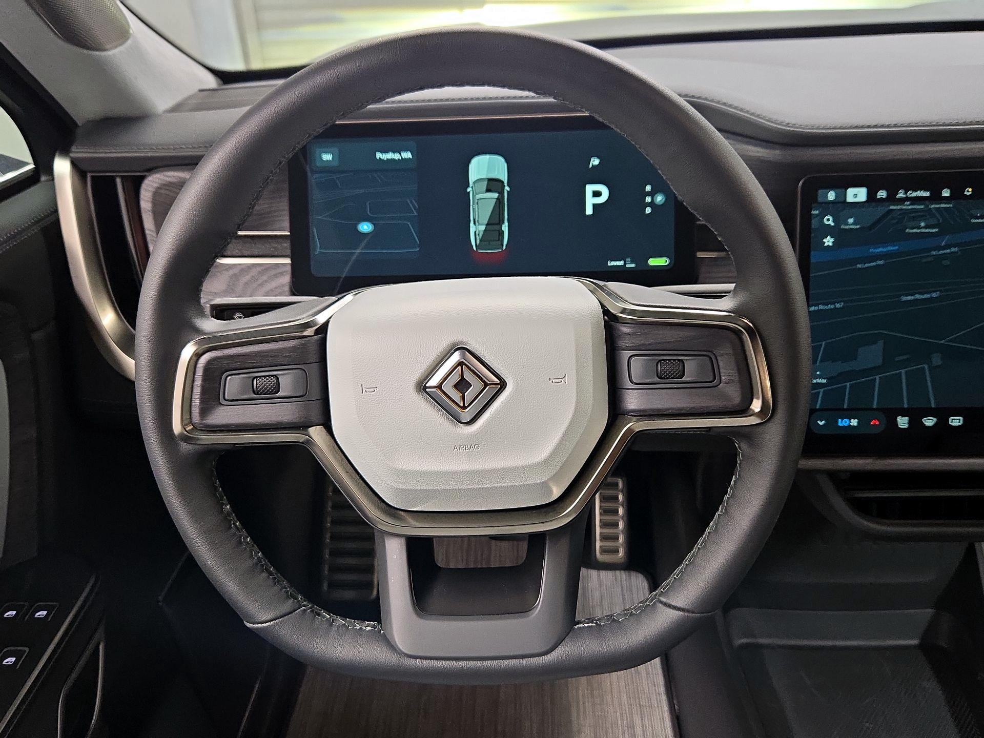 Thumbnail: 2024 Rivian R1S - 10