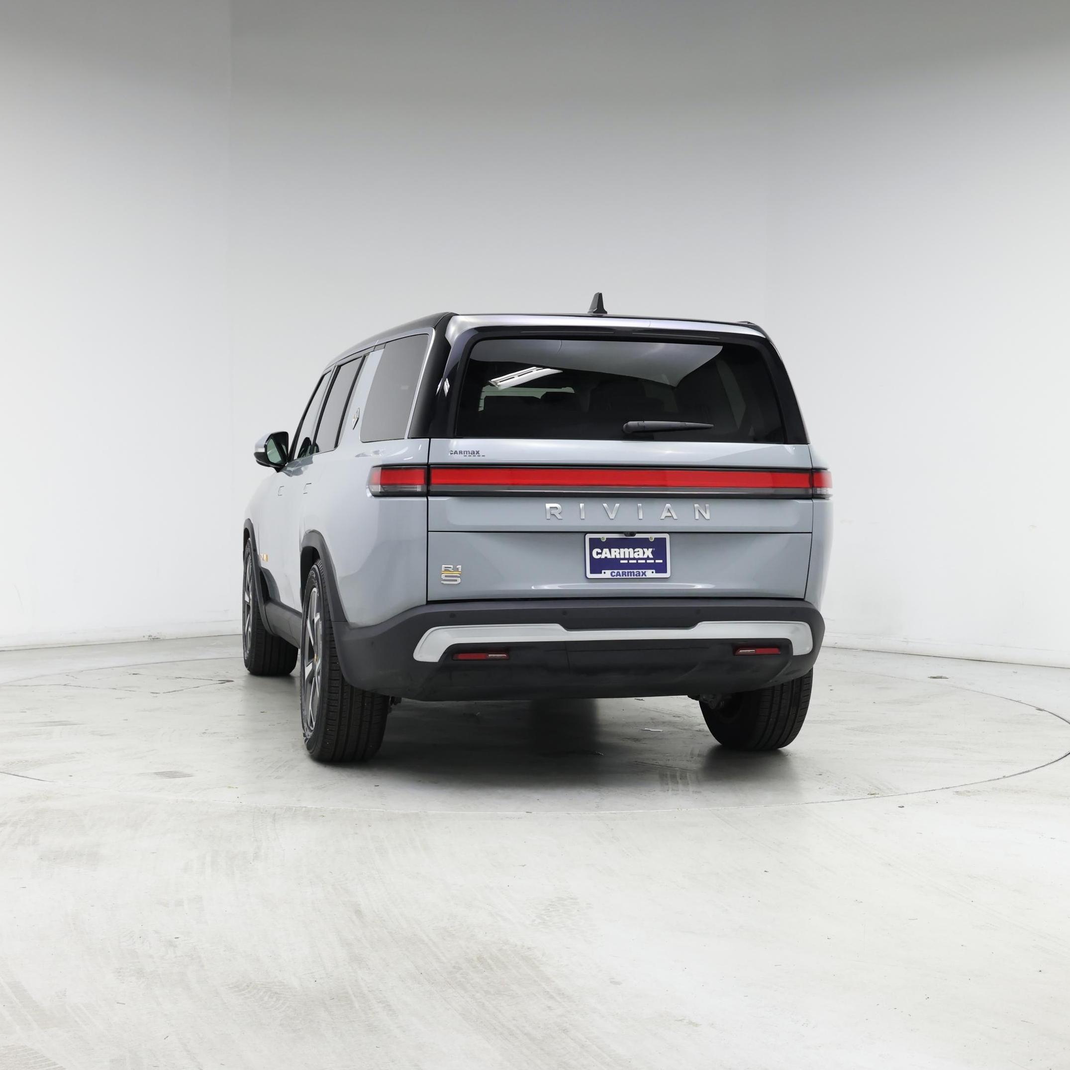 Thumbnail: 2024 Rivian R1S - 6
