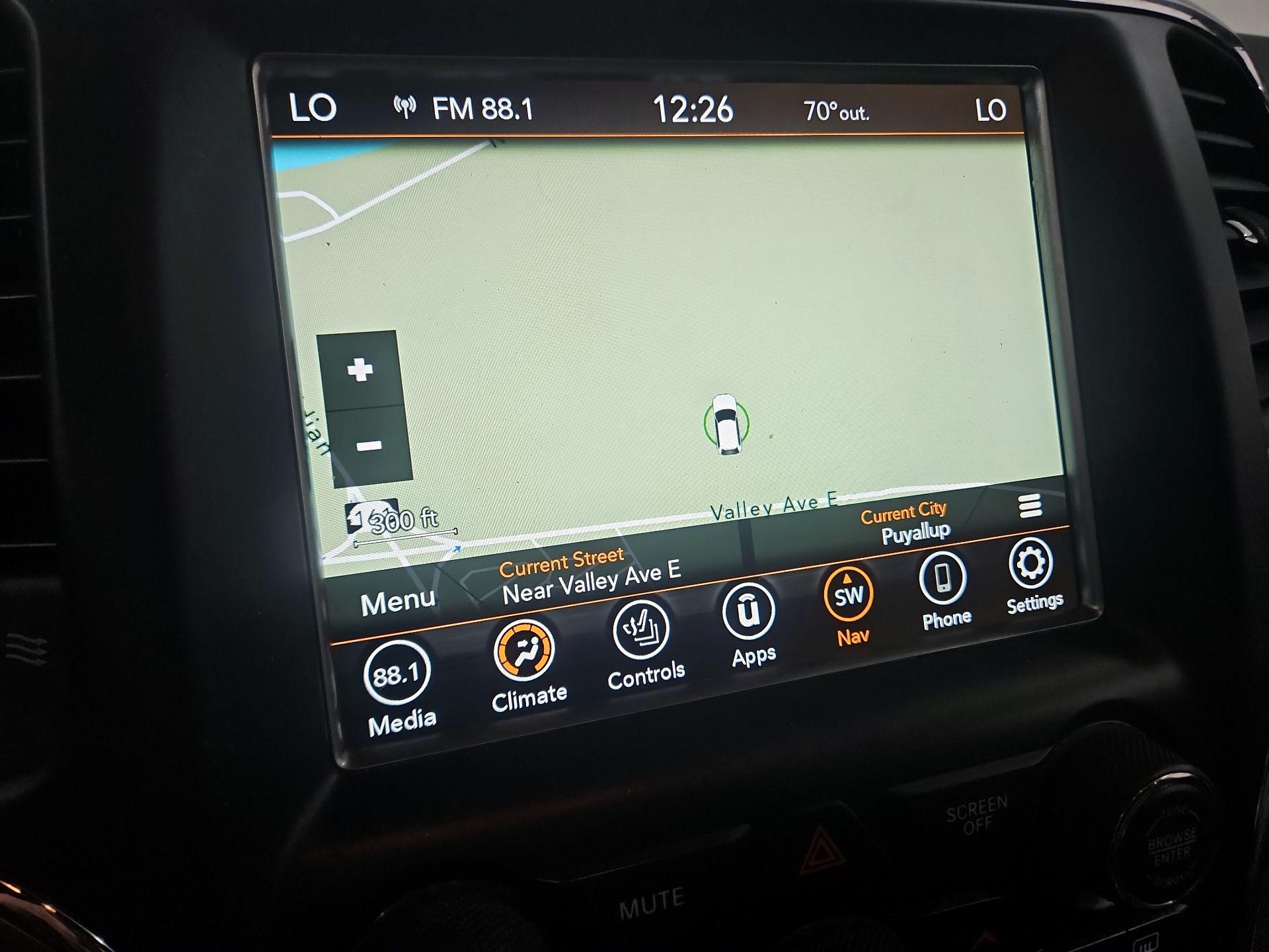 Thumbnail: 2018 Jeep Grand Cherokee - 14