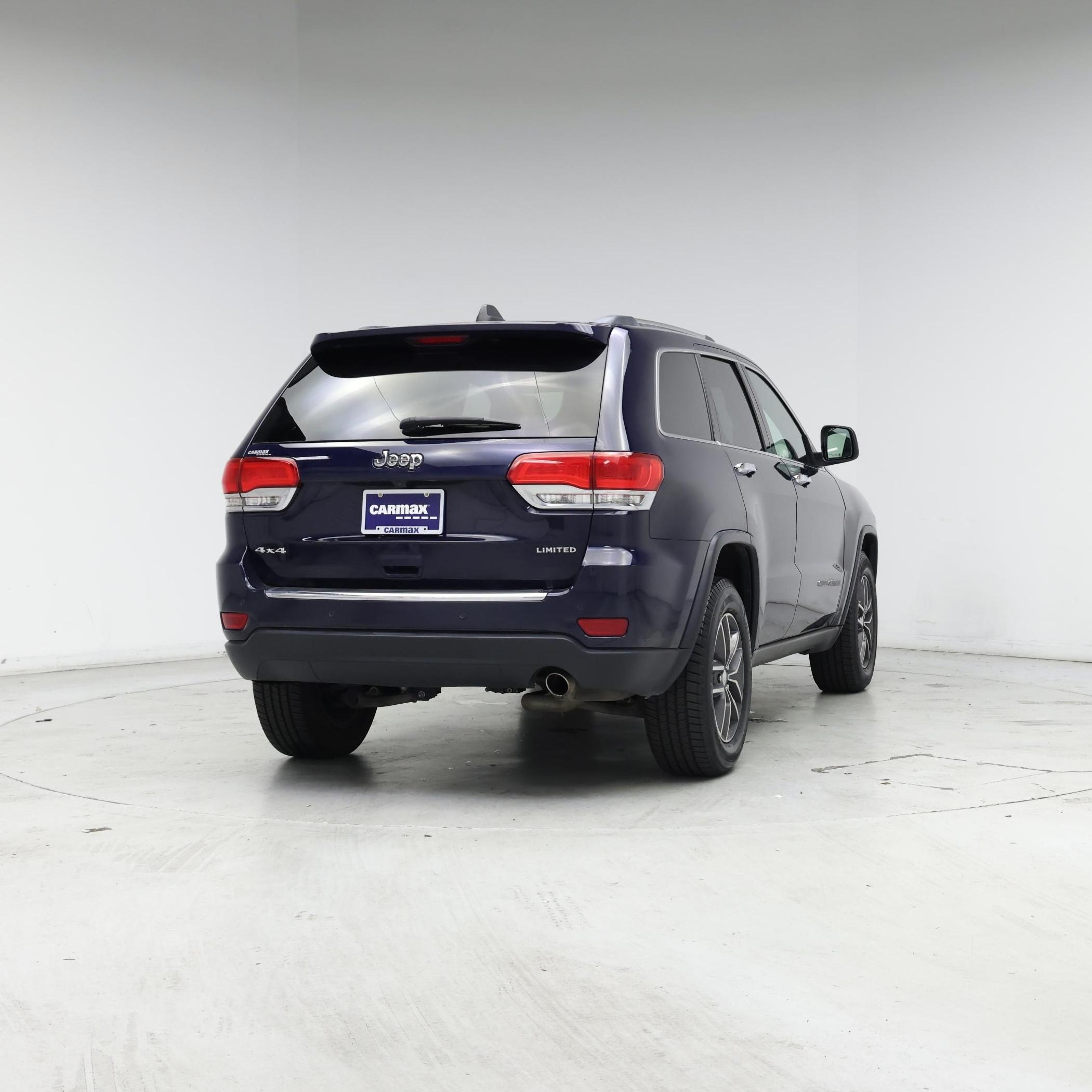 Thumbnail: 2018 Jeep Grand Cherokee - 8