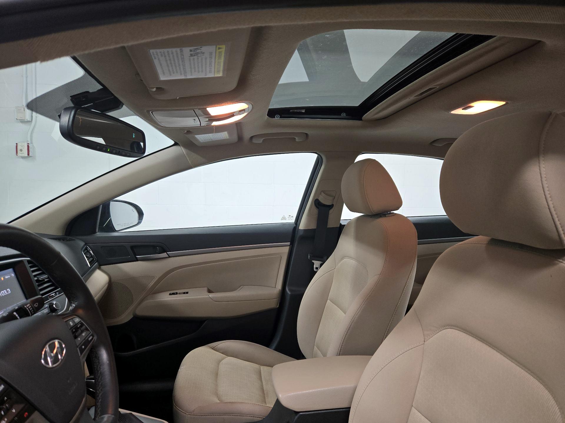 Thumbnail: 2018 Hyundai Elantra - 19