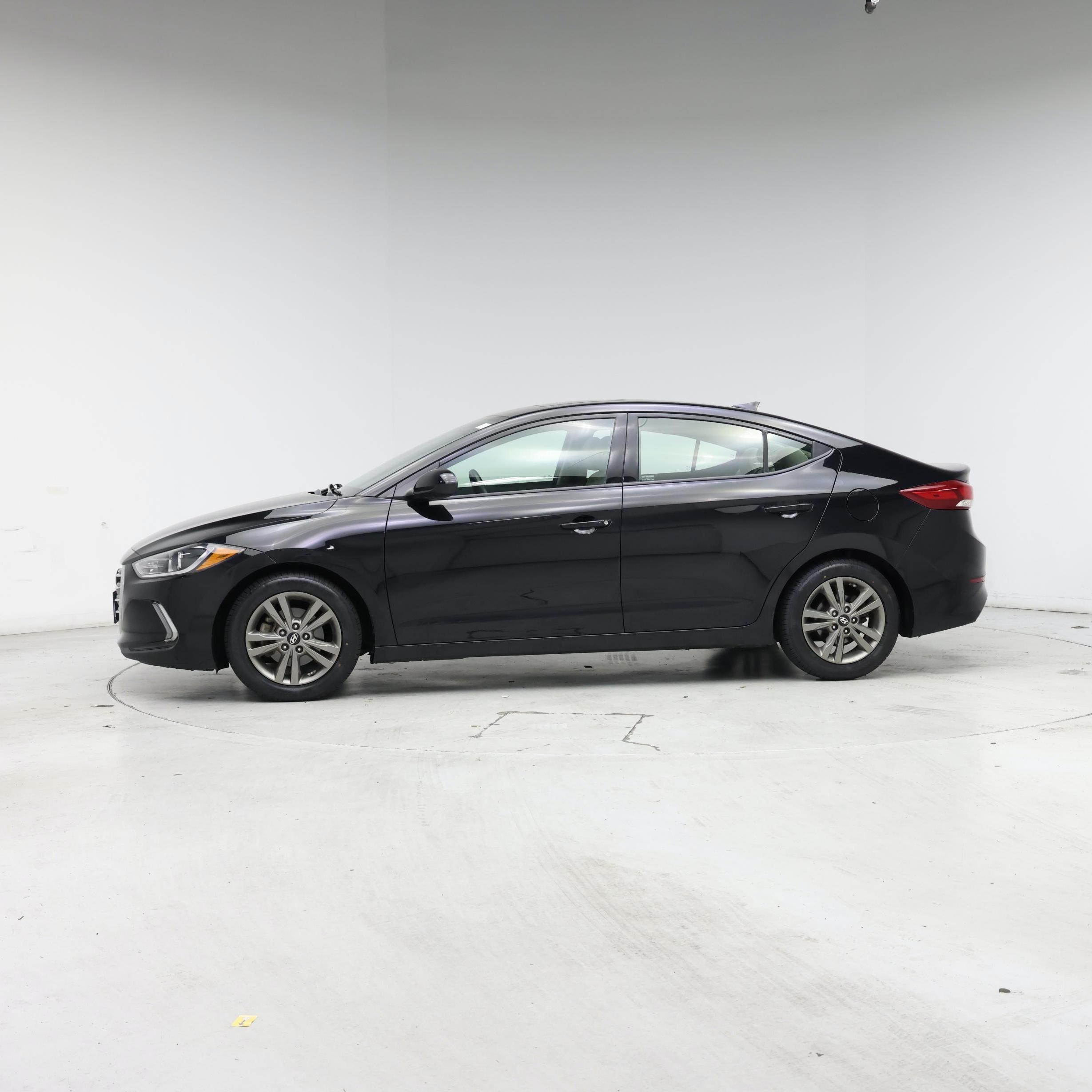 Thumbnail: 2018 Hyundai Elantra - 3