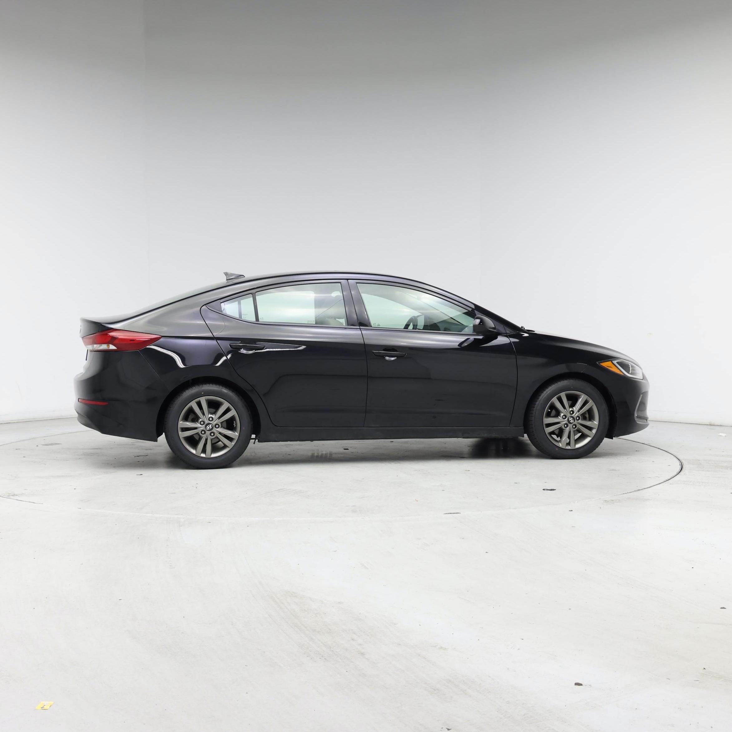 Thumbnail: 2018 Hyundai Elantra - 7