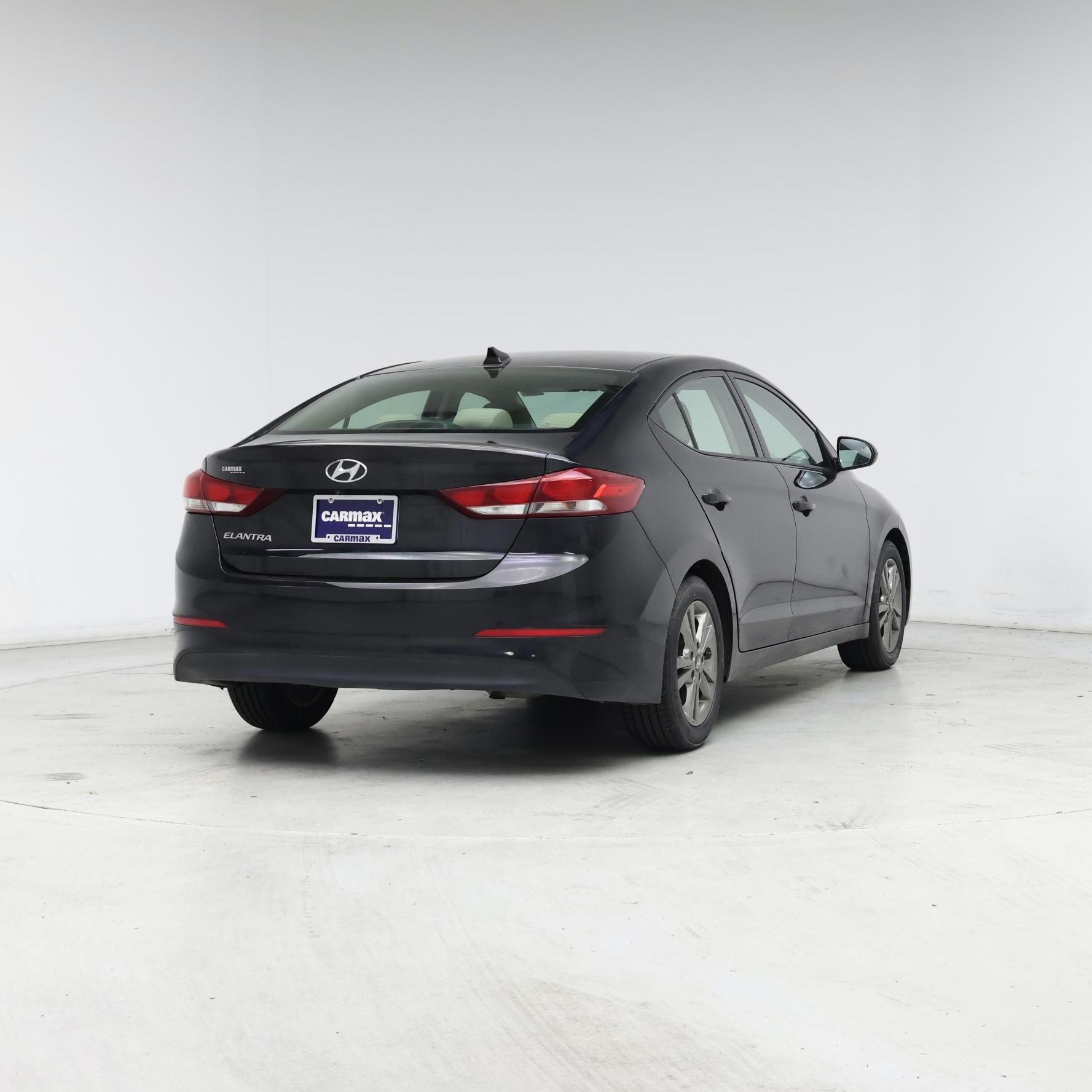 Thumbnail: 2018 Hyundai Elantra - 8