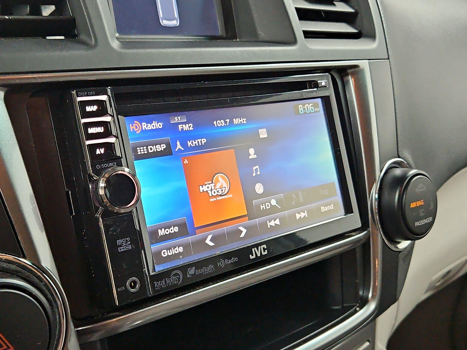 Thumbnail: 2013 Toyota Highlander - 15