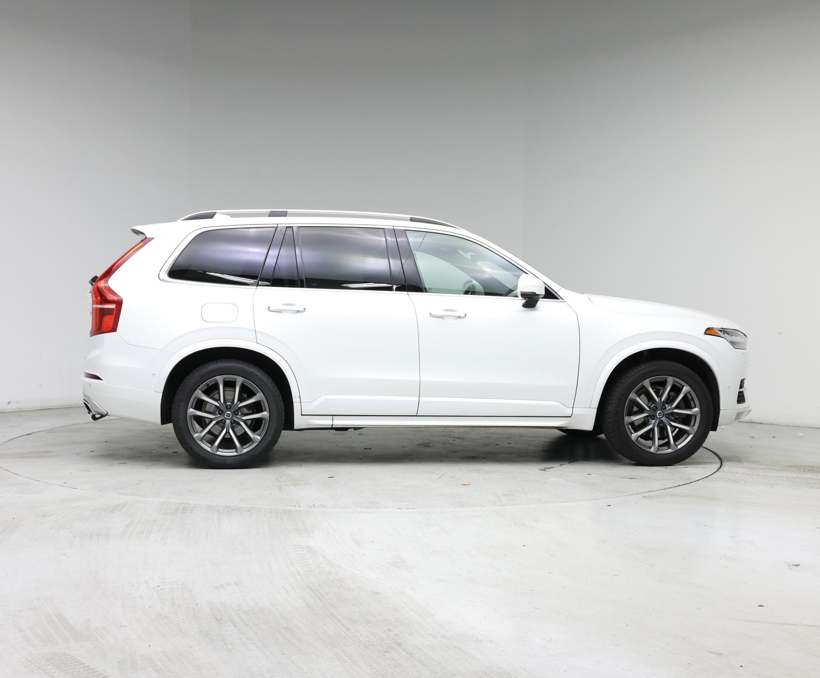 Thumbnail: 2017 Volvo XC90 - 7
