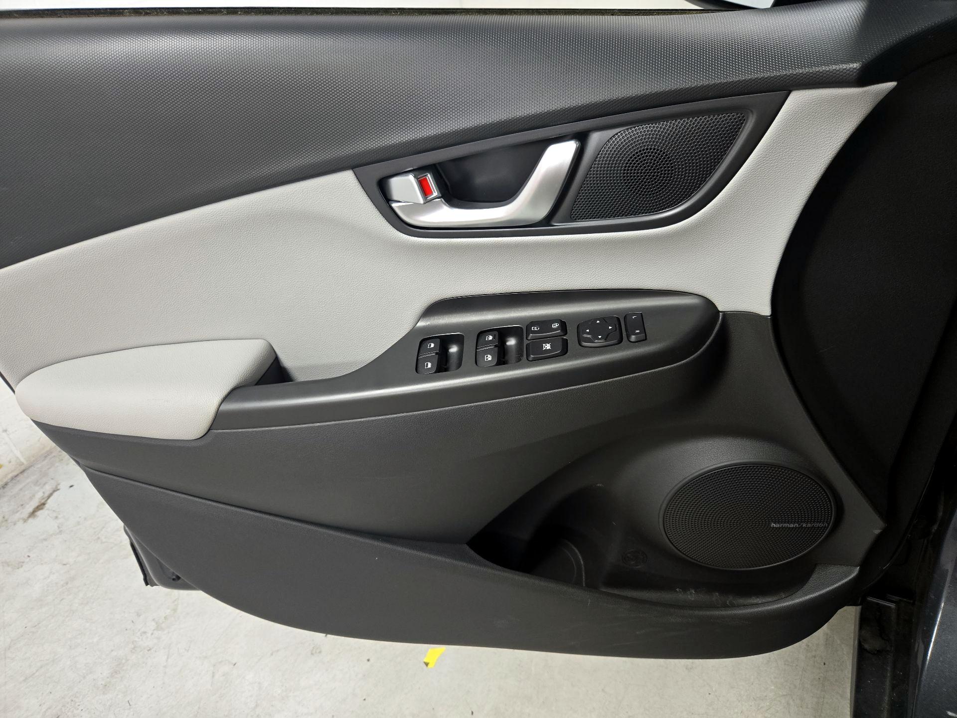 Thumbnail: 2023 Hyundai Kona - 12
