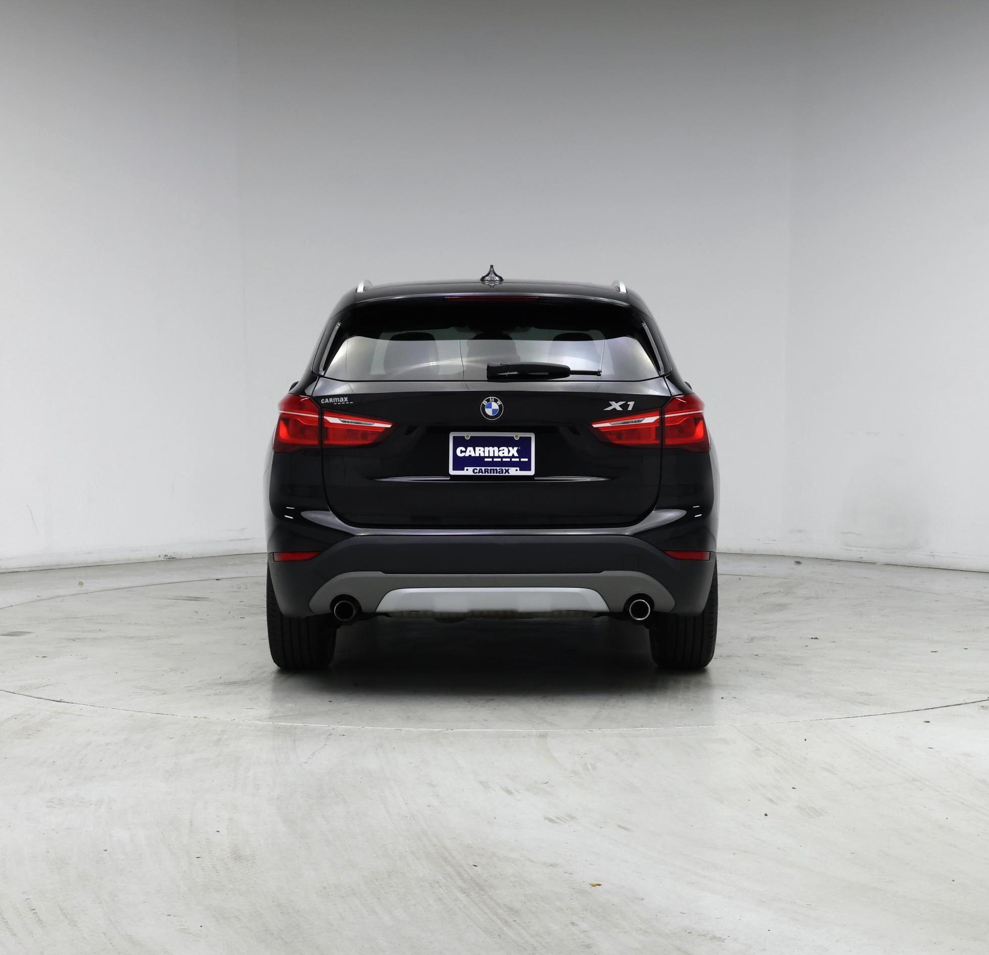 Thumbnail: 2017 BMW X1 - 6