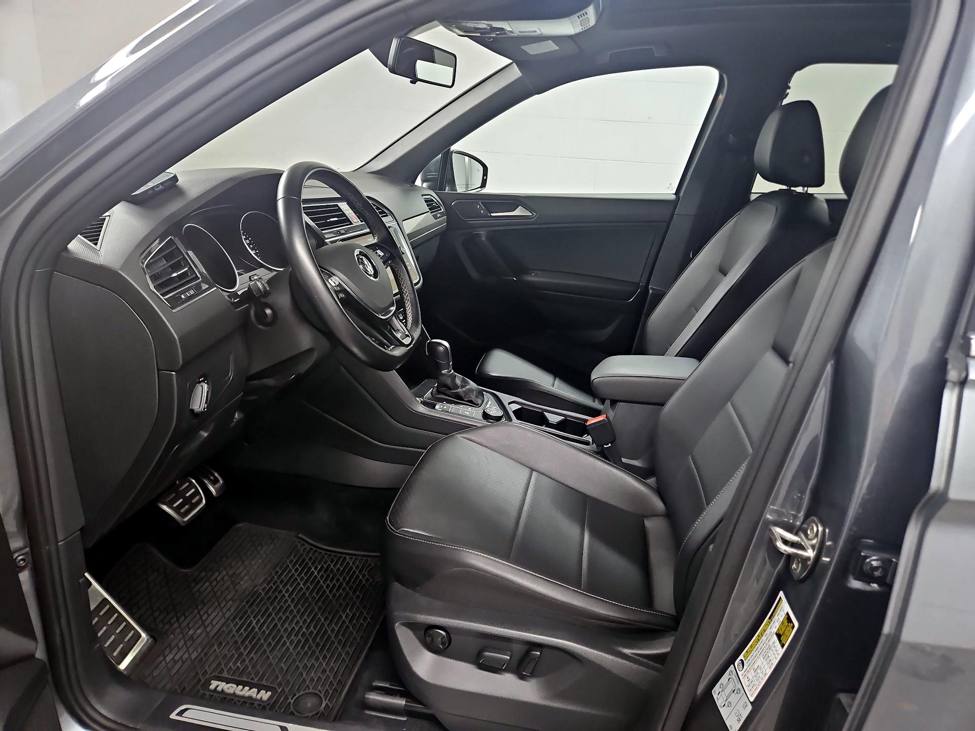 Thumbnail: 2018 Volkswagen Tiguan - 11