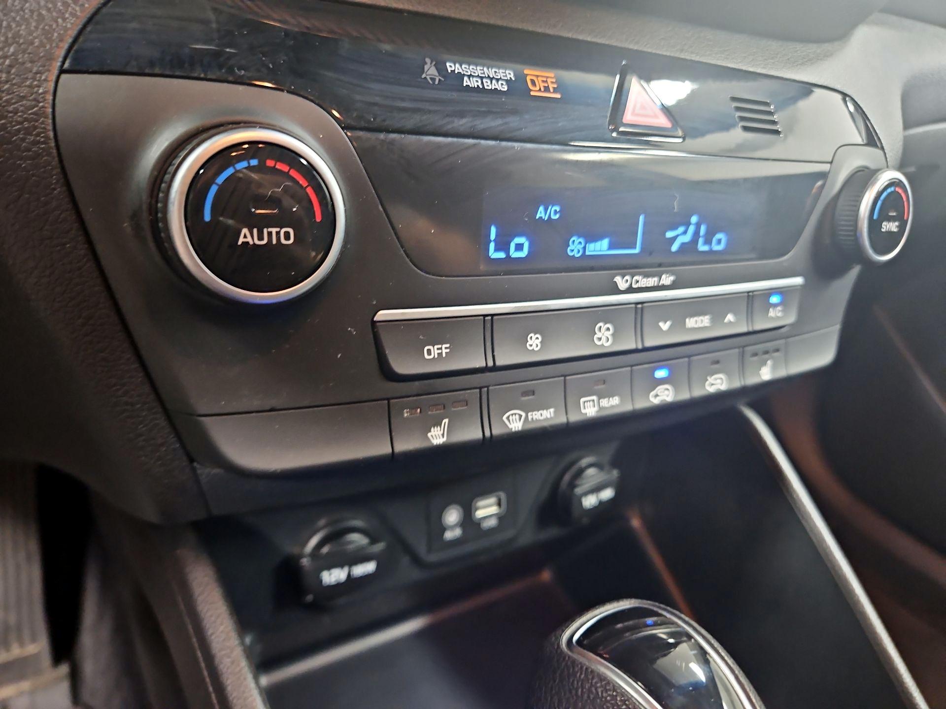 Thumbnail: 2020 Hyundai Tucson - 16