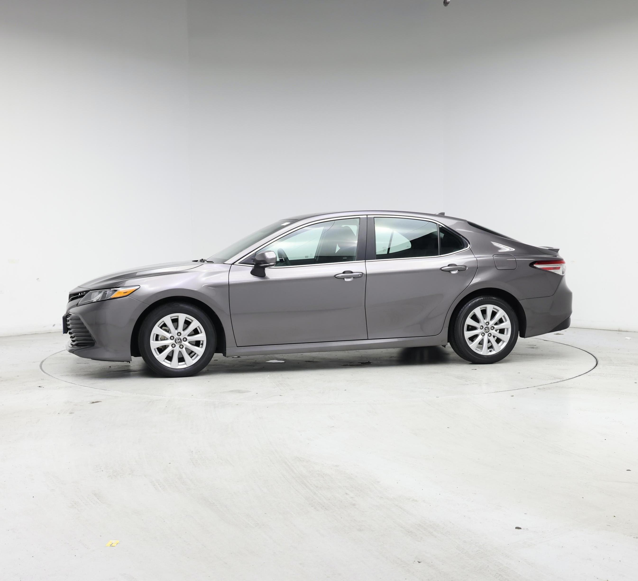 Thumbnail: 2020 Toyota Camry - 3