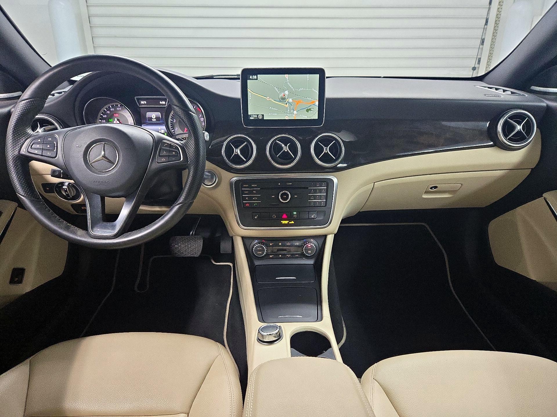 Thumbnail: 2015 Mercedes-Benz CLA - 9