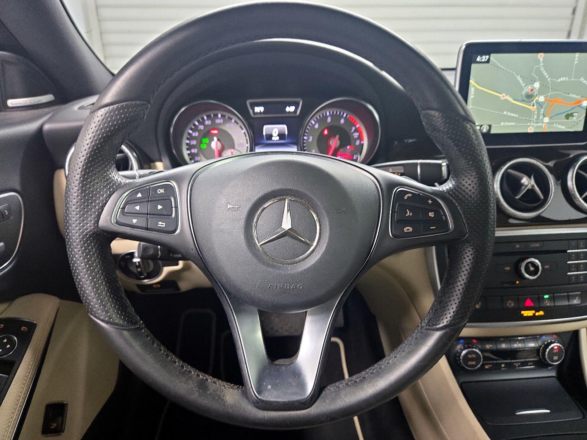Thumbnail: 2015 Mercedes-Benz CLA - 10