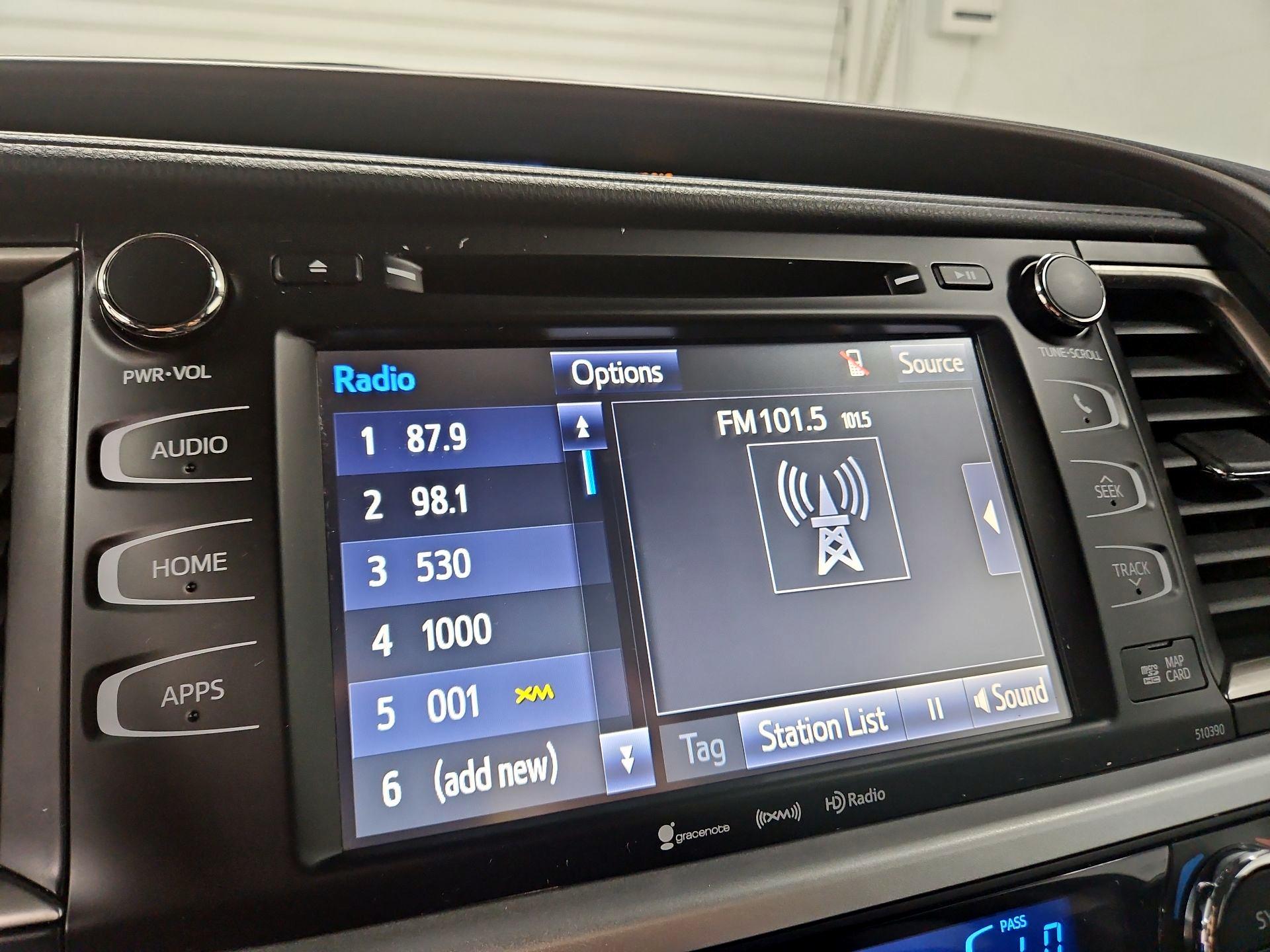 Thumbnail: 2019 Toyota Highlander - 15