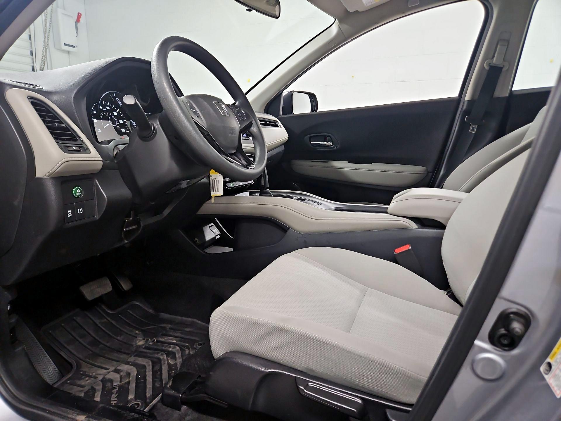 Thumbnail: 2022 Honda HR-V - 11
