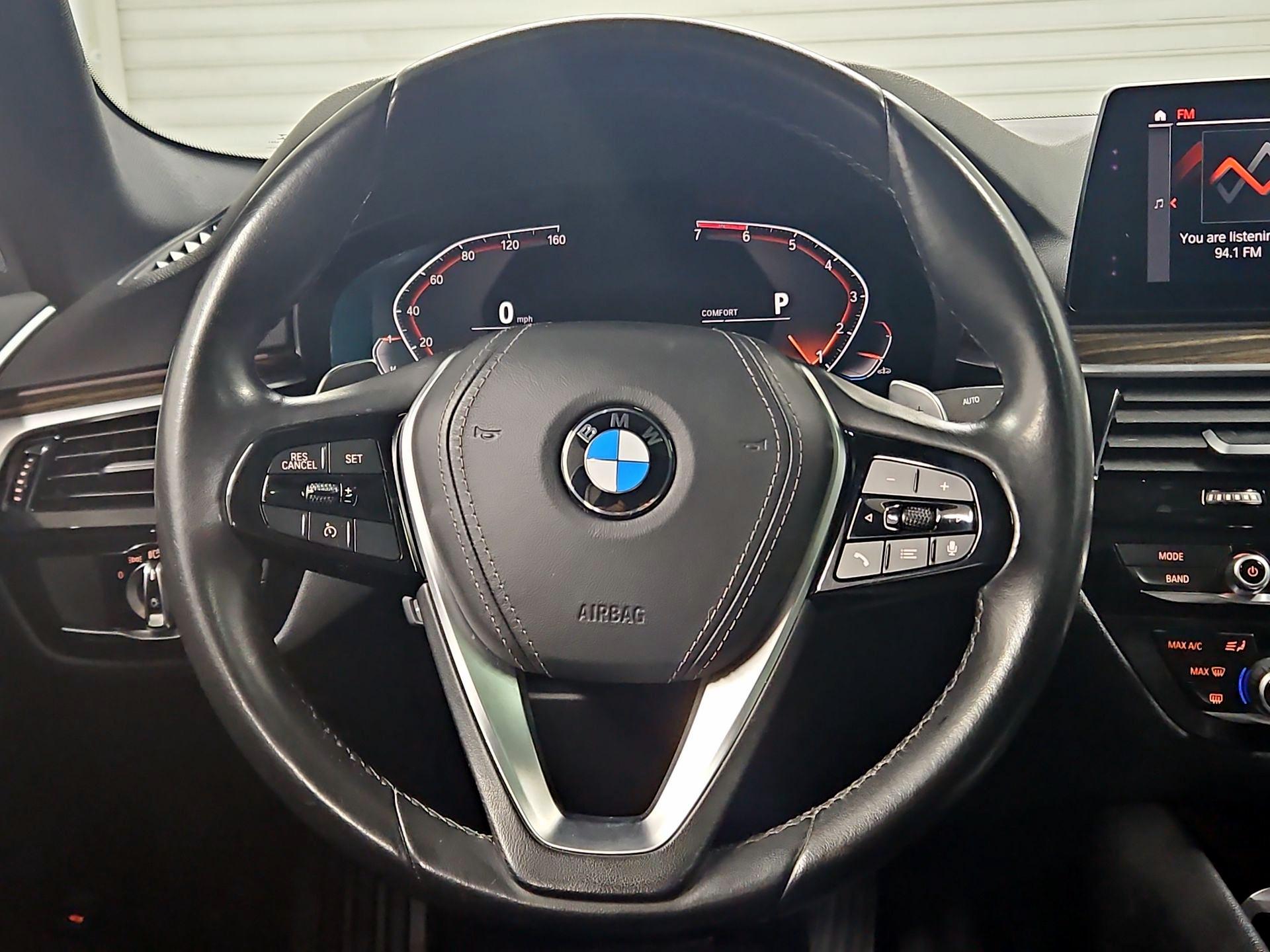 Thumbnail: 2020 BMW 5 Series - 10