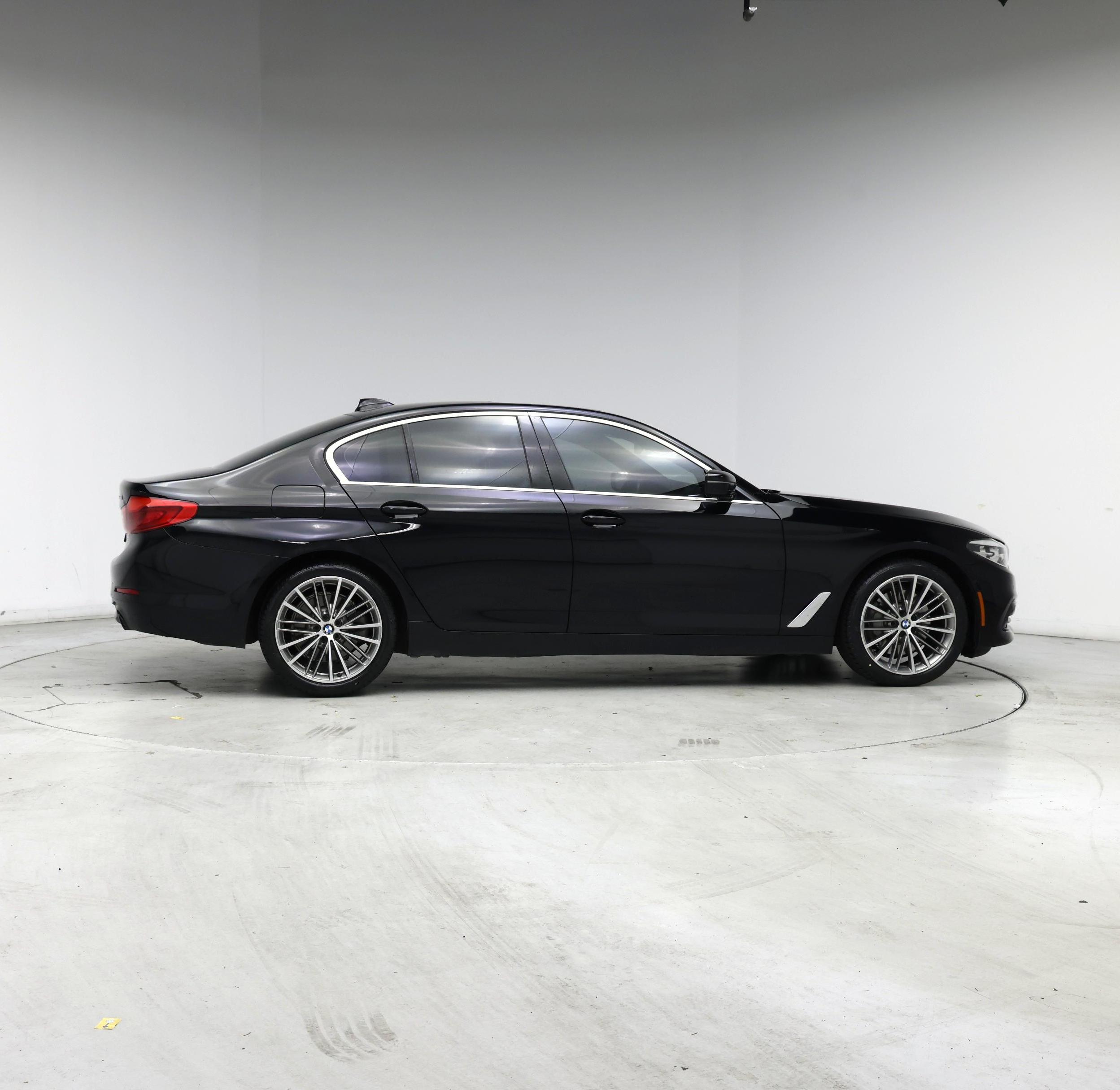 Thumbnail: 2020 BMW 5 Series - 7