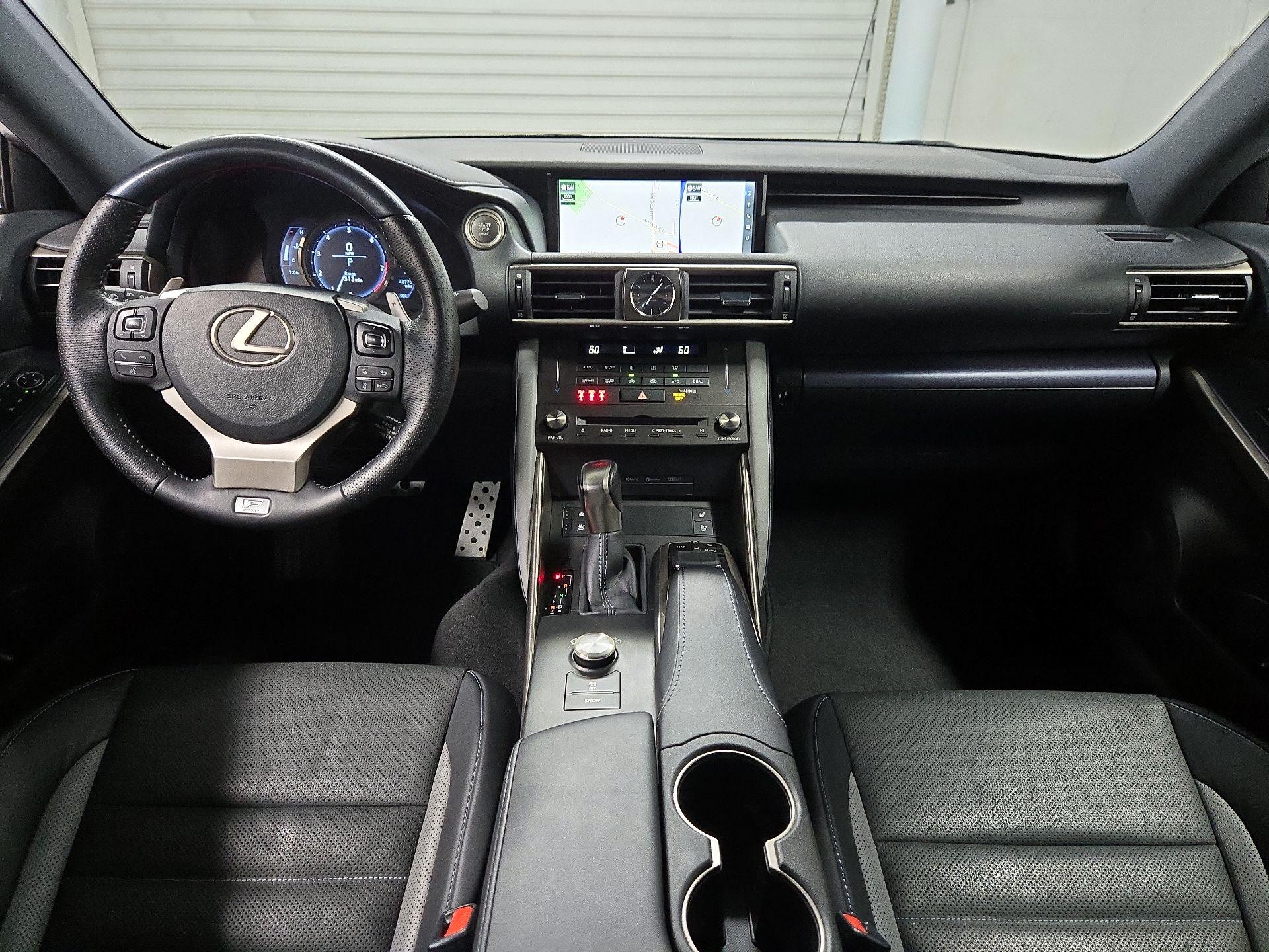 Thumbnail: 2020 Lexus IS - 9