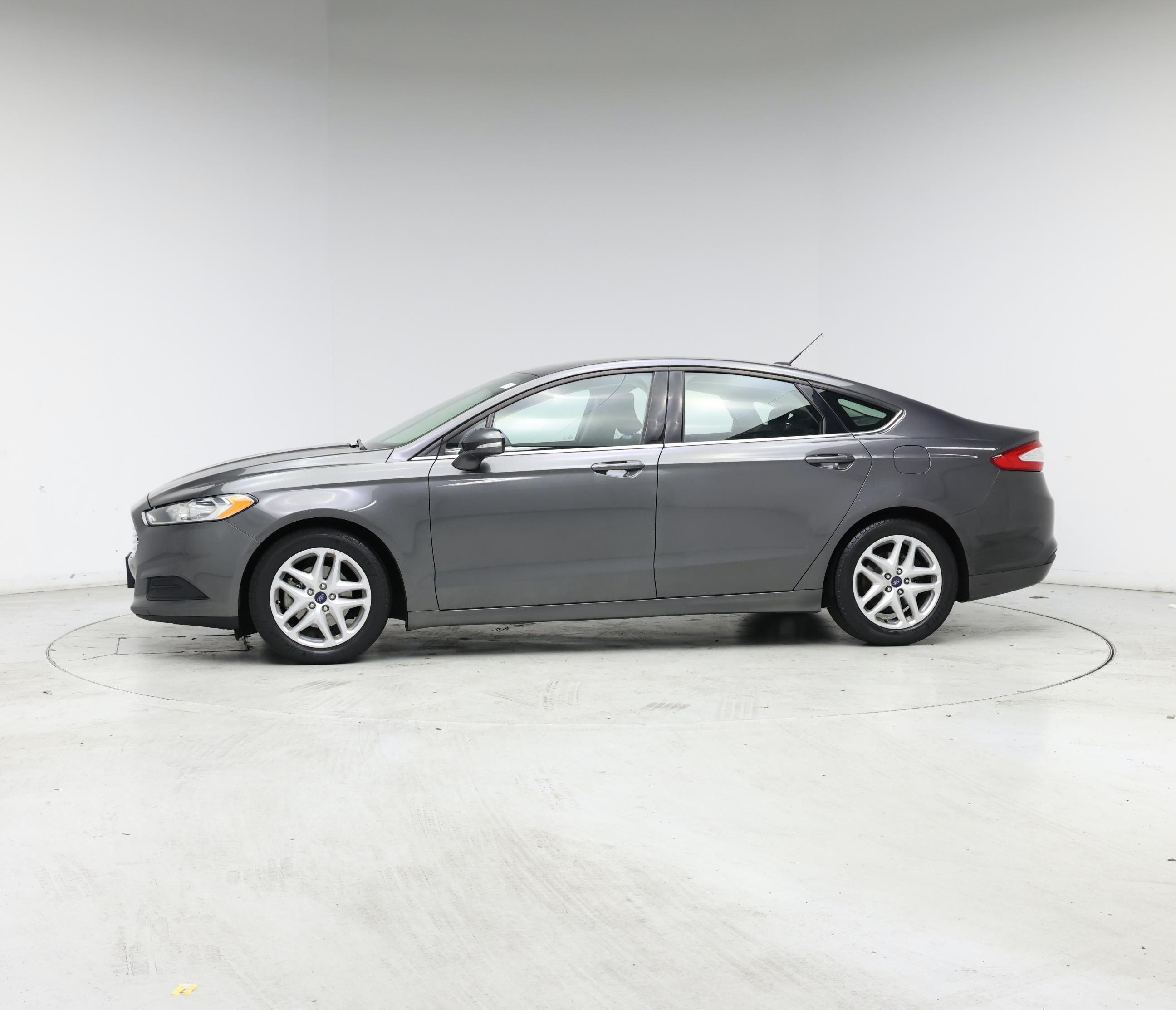 Thumbnail: 2016 Ford Fusion - 3